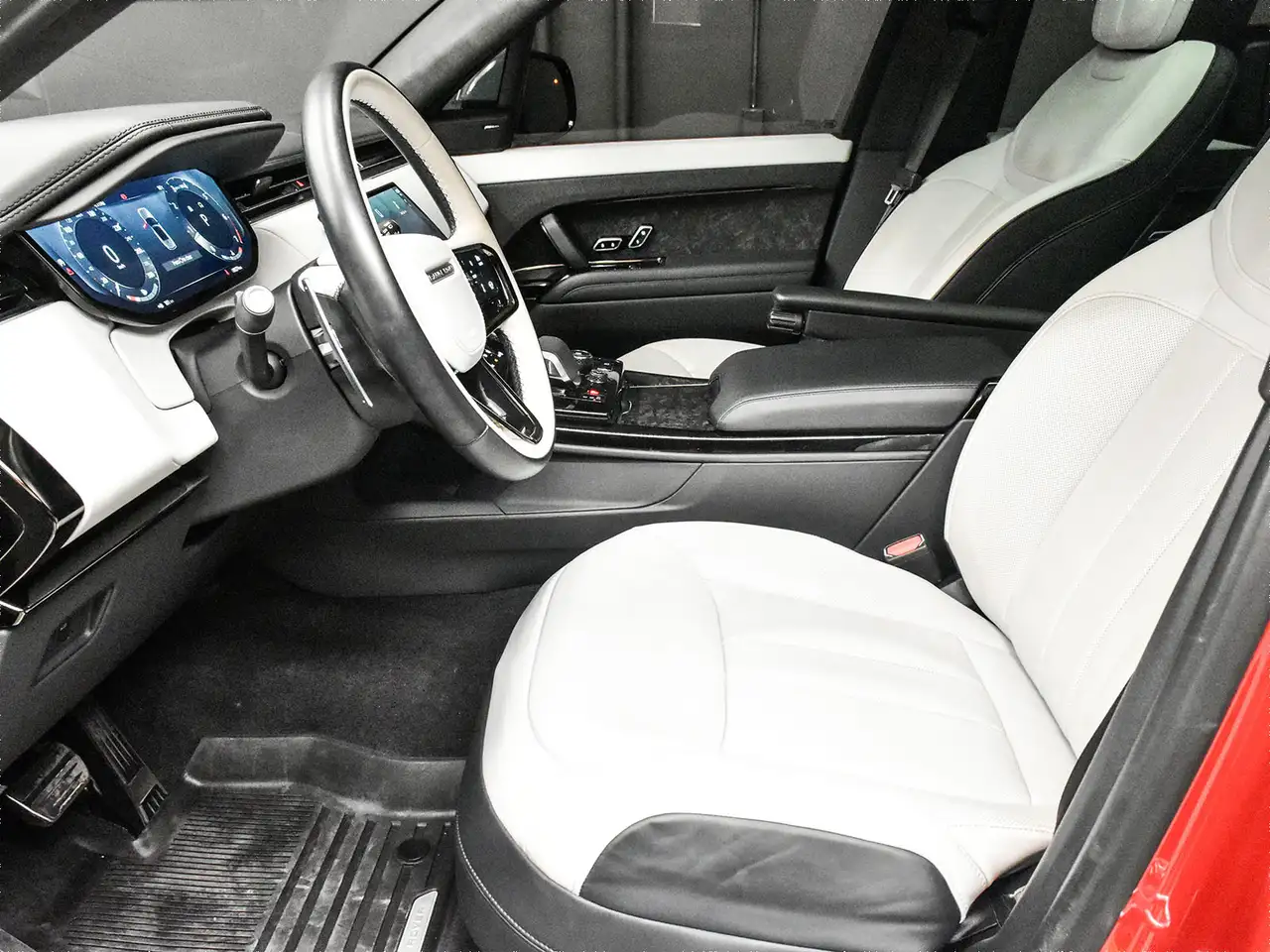 Land Rover Range Rover Sport снимка Land Rover Range Rover Sport