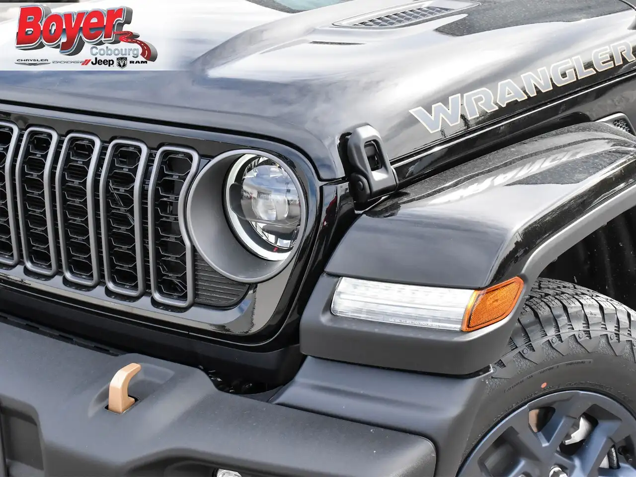 Jeep Wrangler снимка Jeep Wrangler