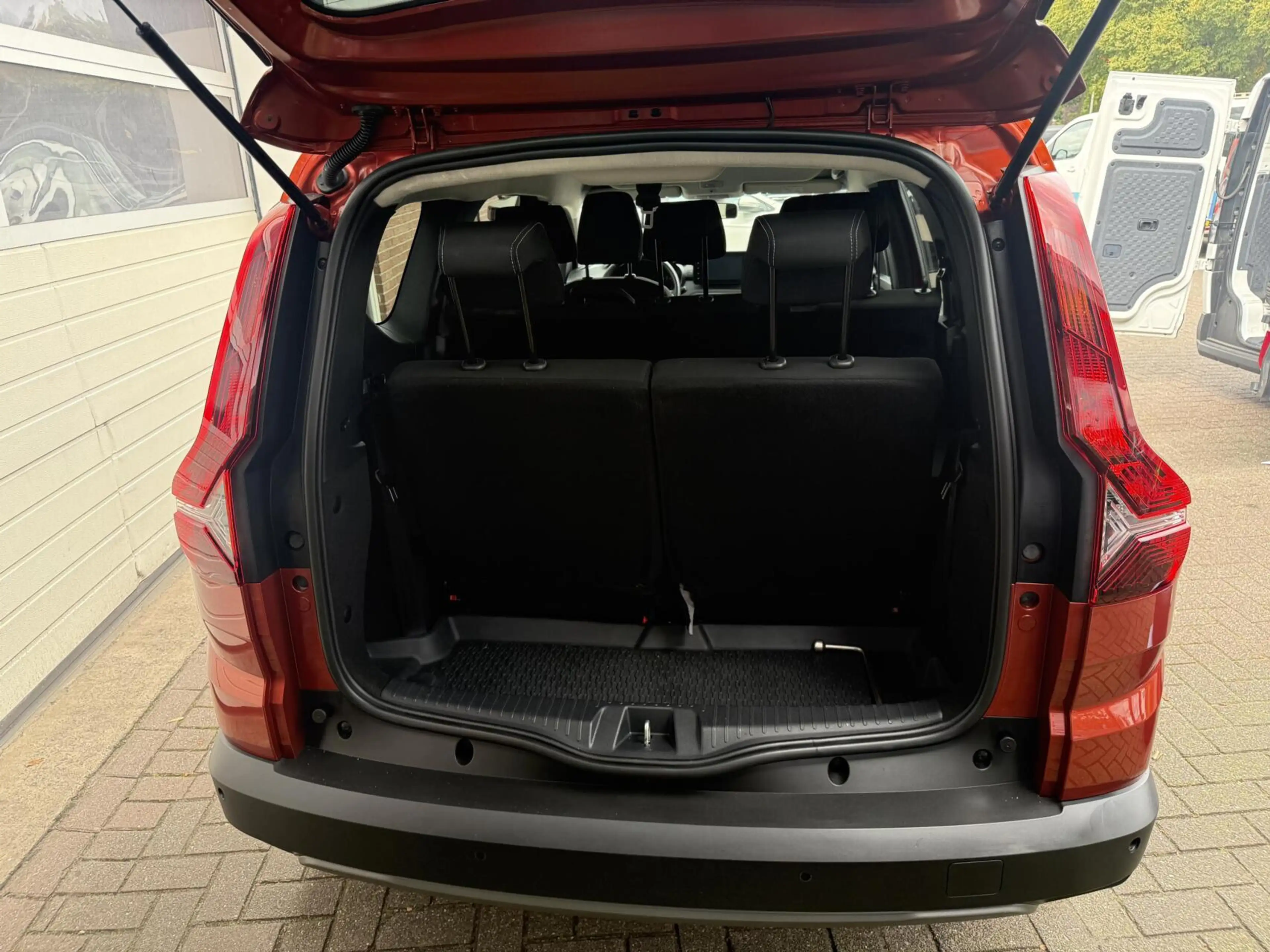 Dacia Jogger 1.0 TCe Extreme 7p. CARPLAY/ECC *ALL-IN PRIJS* — photo 12