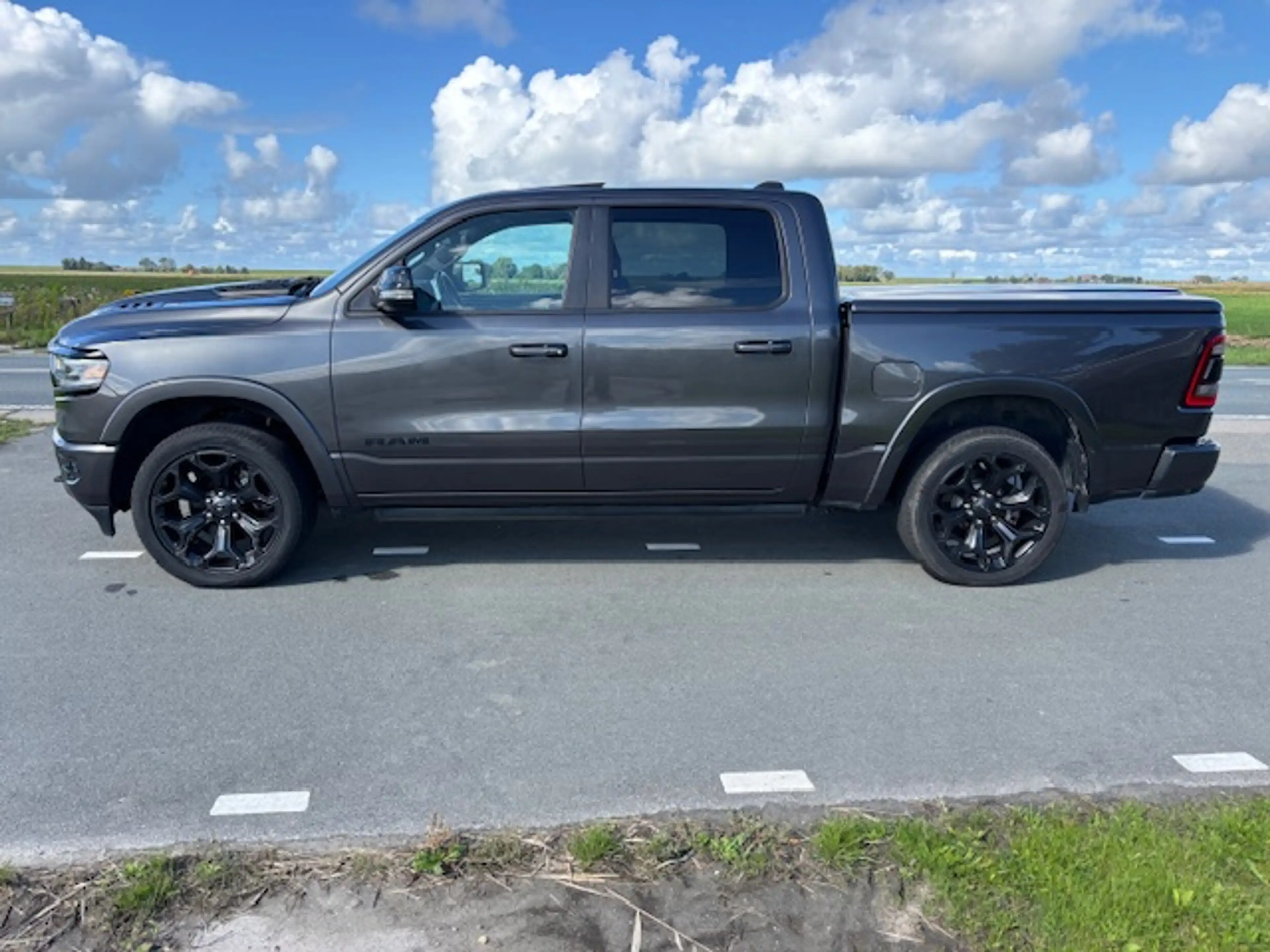 Dodge RAM 1500 limited 4x4 200L lpg financiering v/a 350 p/m — photo 12