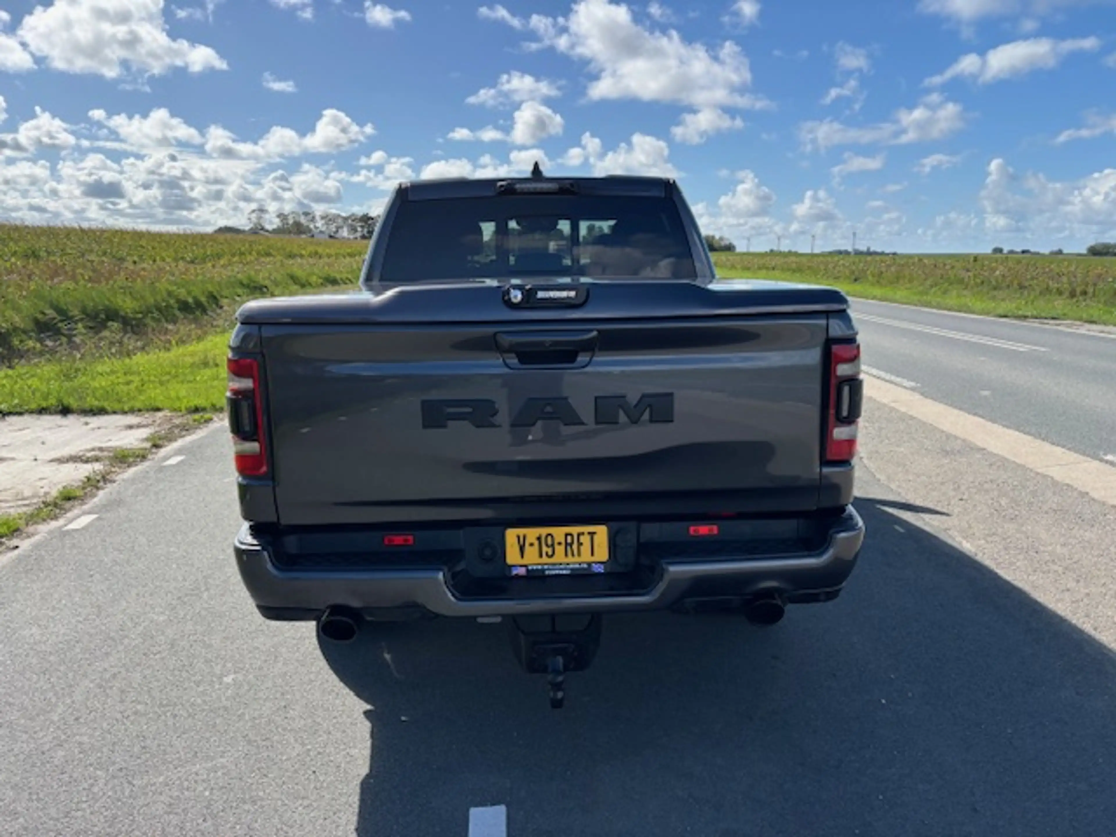 Dodge RAM 1500 limited 4x4 200L lpg financiering v/a 350 p/m — photo 6