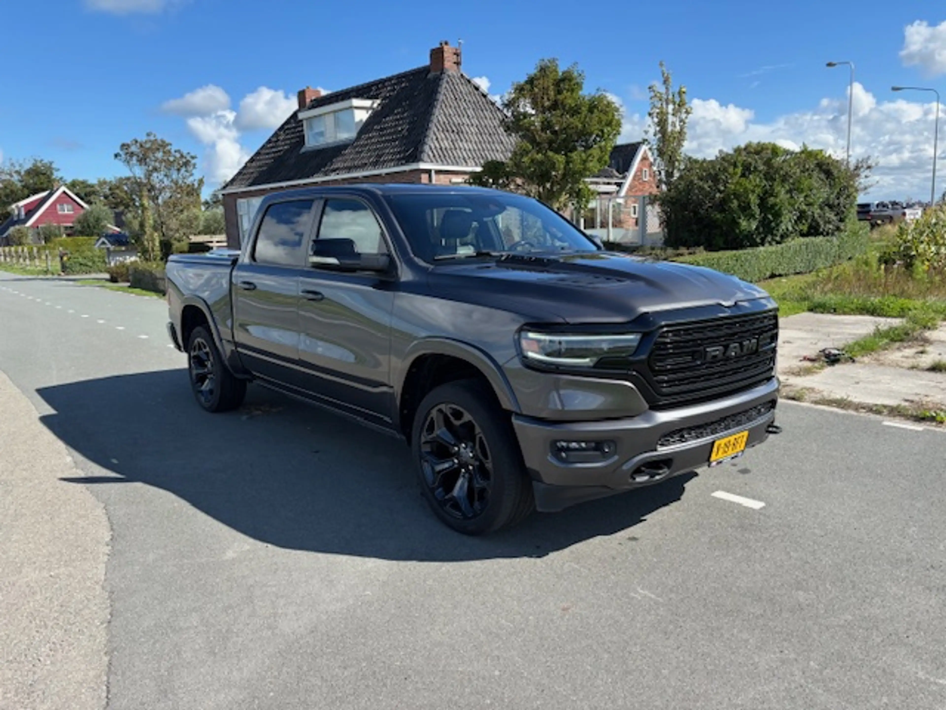 Dodge RAM 1500 limited 4x4 200L lpg financiering v/a 350 p/m — photo 3