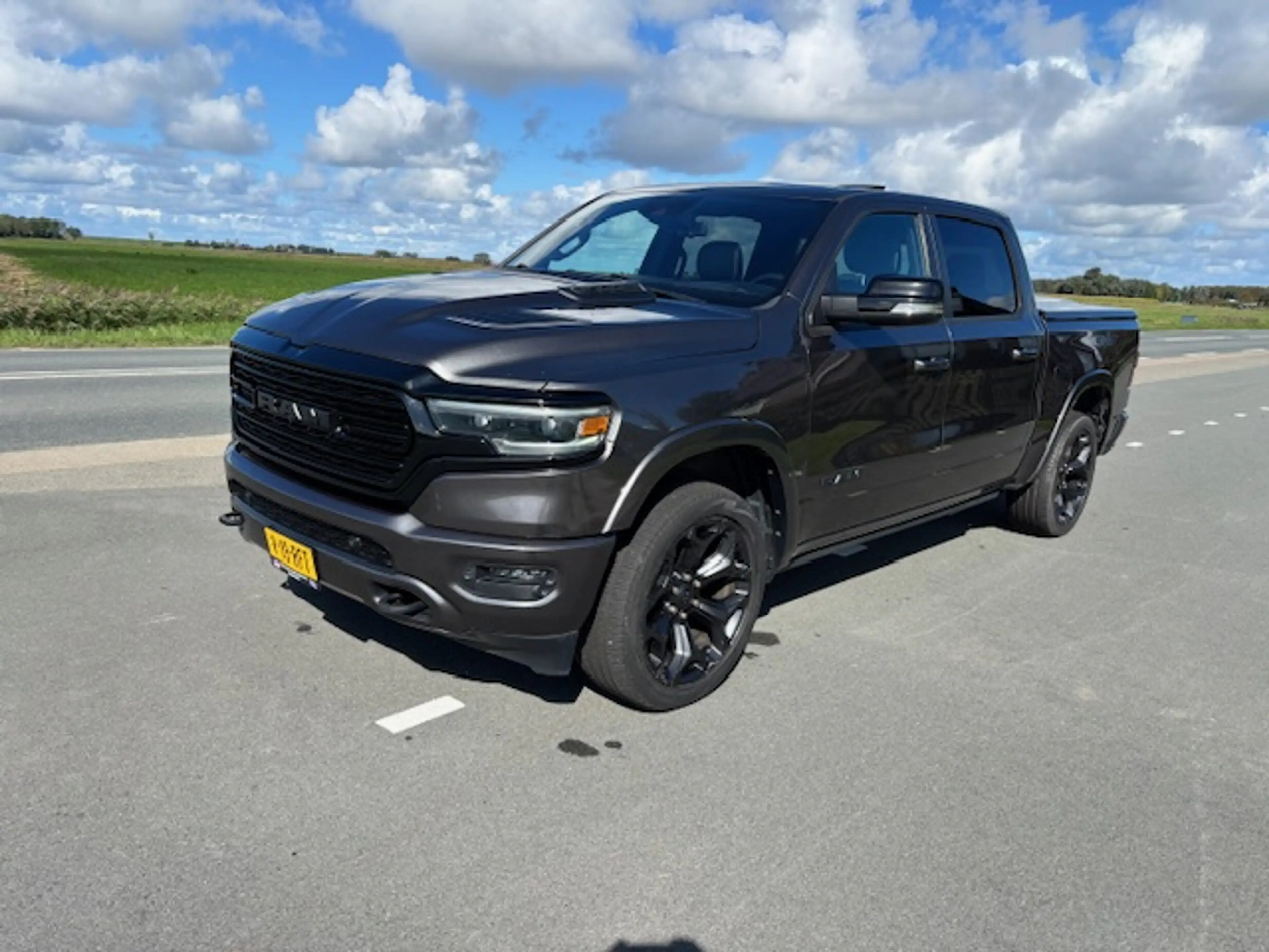 Dodge RAM 1500 limited 4x4 200L lpg financiering v/a 350 p/m