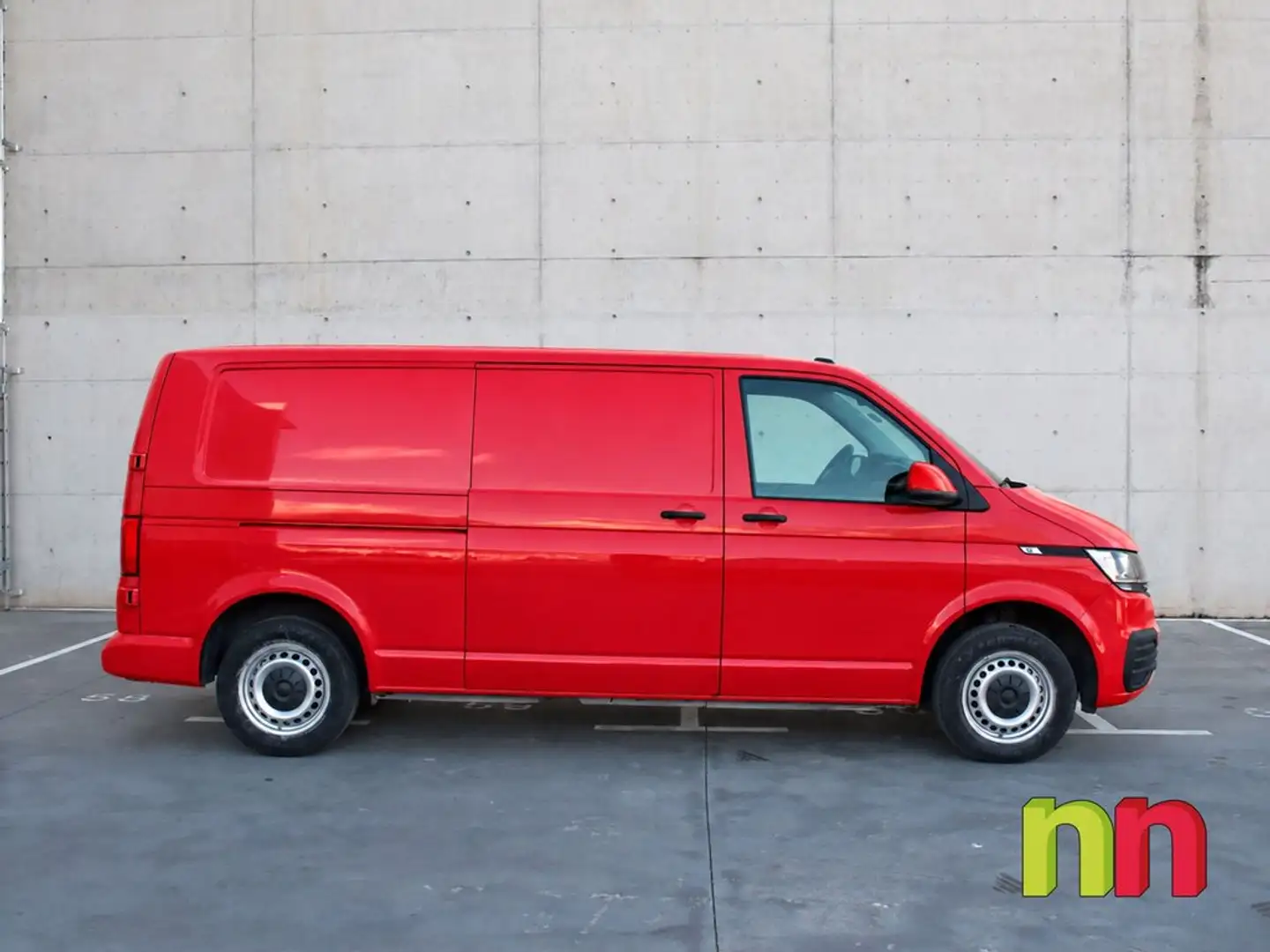 Volkswagen Transporter 2.0TDi 150cv Rojo - 2