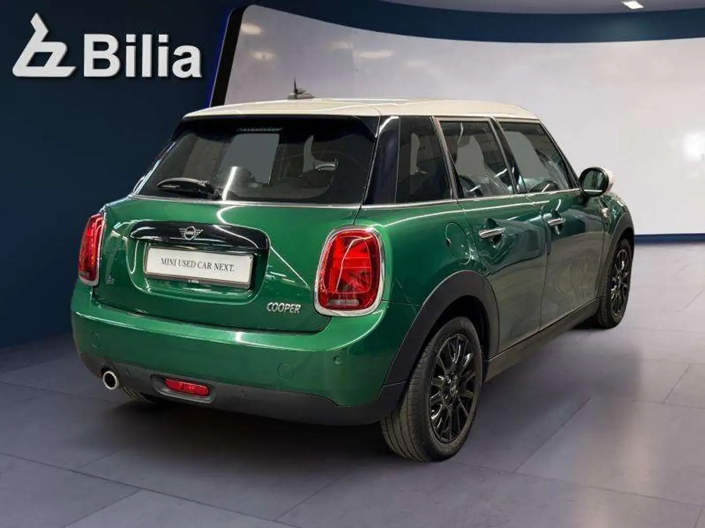 MINI Cooper 3 Verde - 2