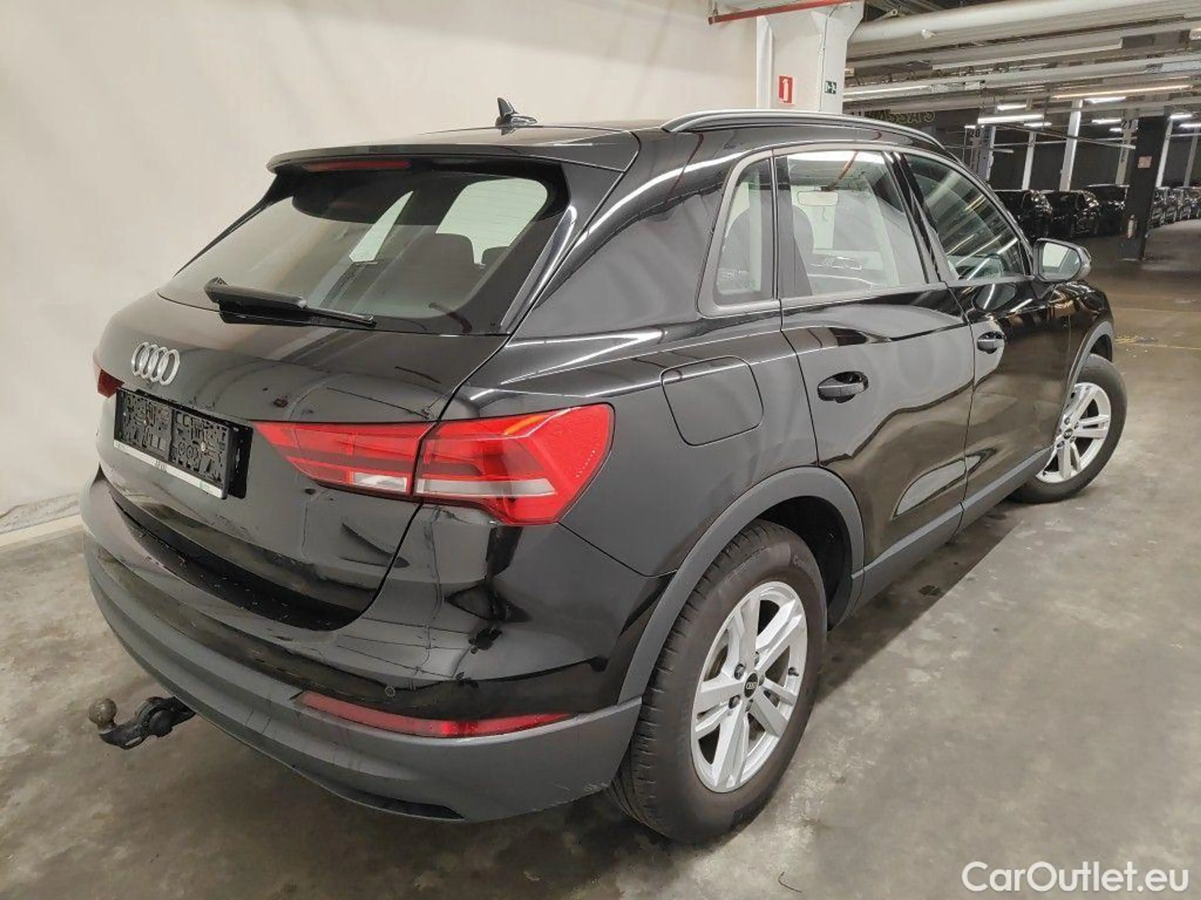 Audi Q3 Audi  35 — photo 2
