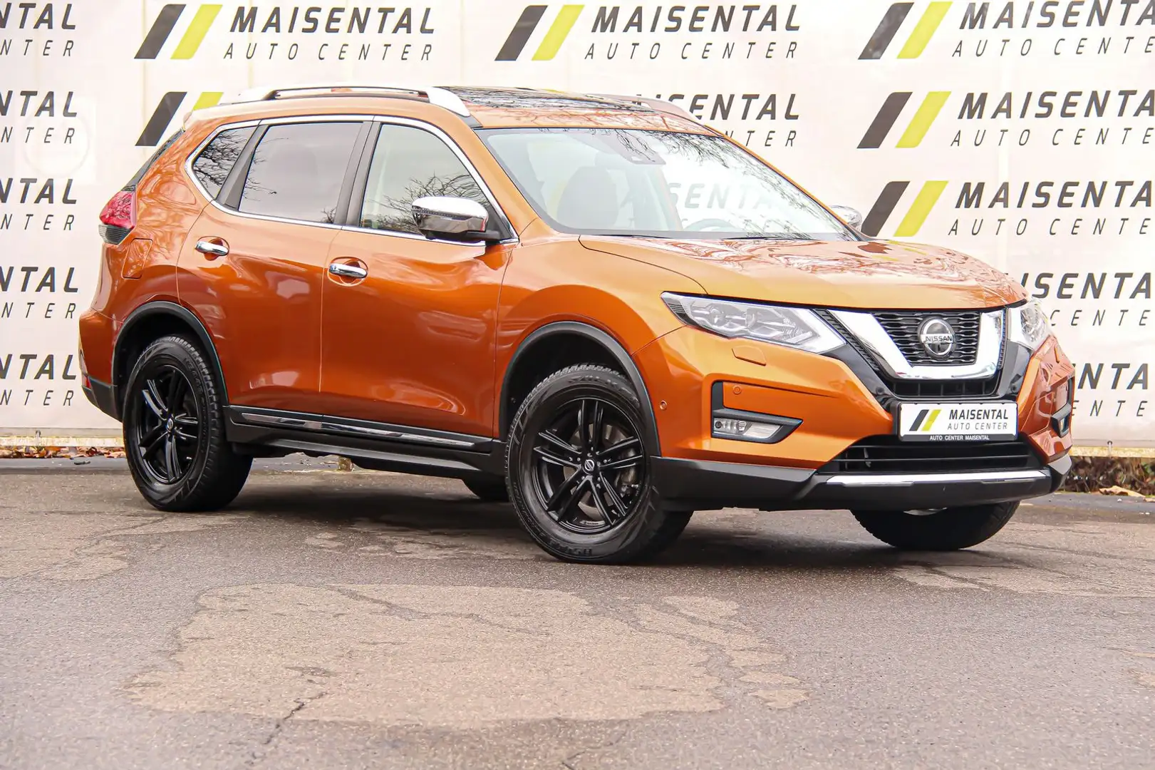 Nissan X-Trail Tekna Orange - 1