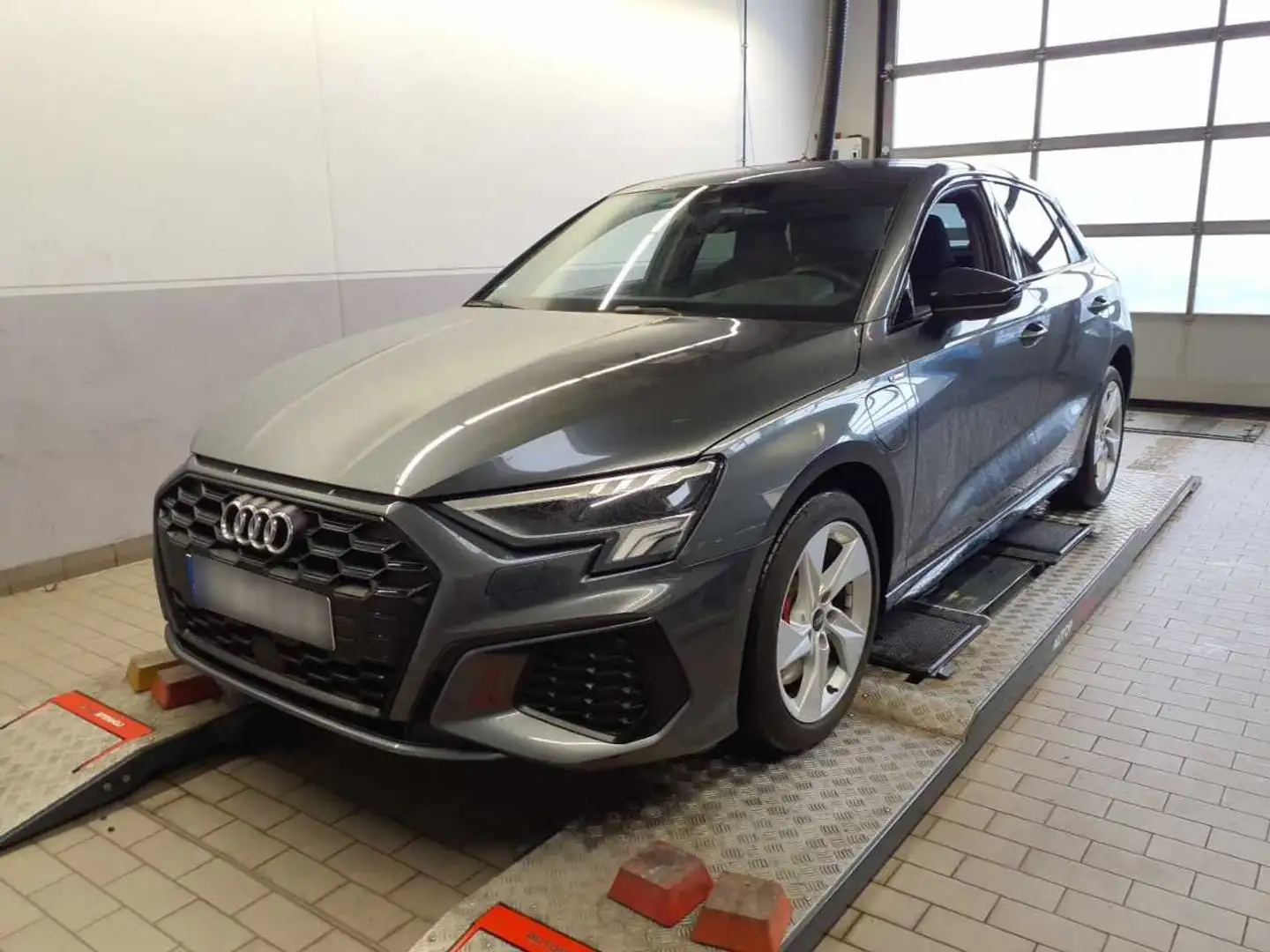 Audi A3 45 TFSI e S-tronic +LED+VIRTUAL+HUD Grau - 2