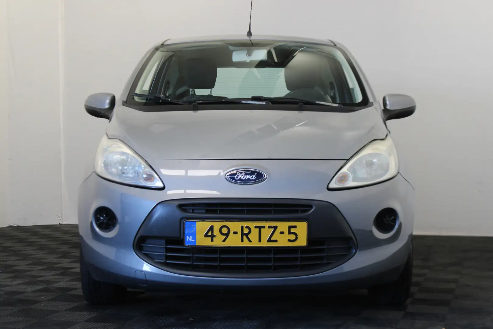 Ford Ka/Ka+ 1.2 Cool & Sound start/stop Versnellingsbak hoorba Grijs - 2