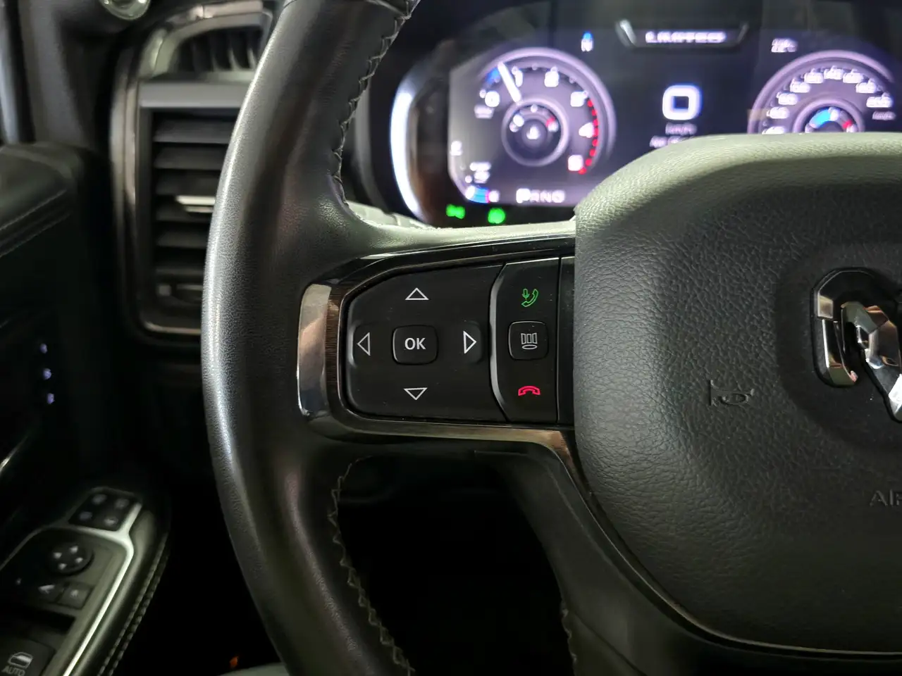RAM 3500 снимка RAM 3500