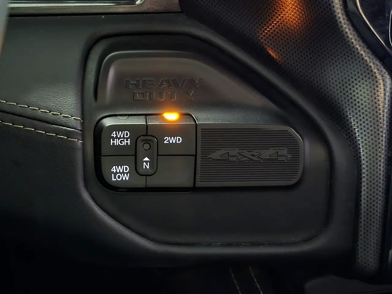 RAM 3500 снимка RAM 3500