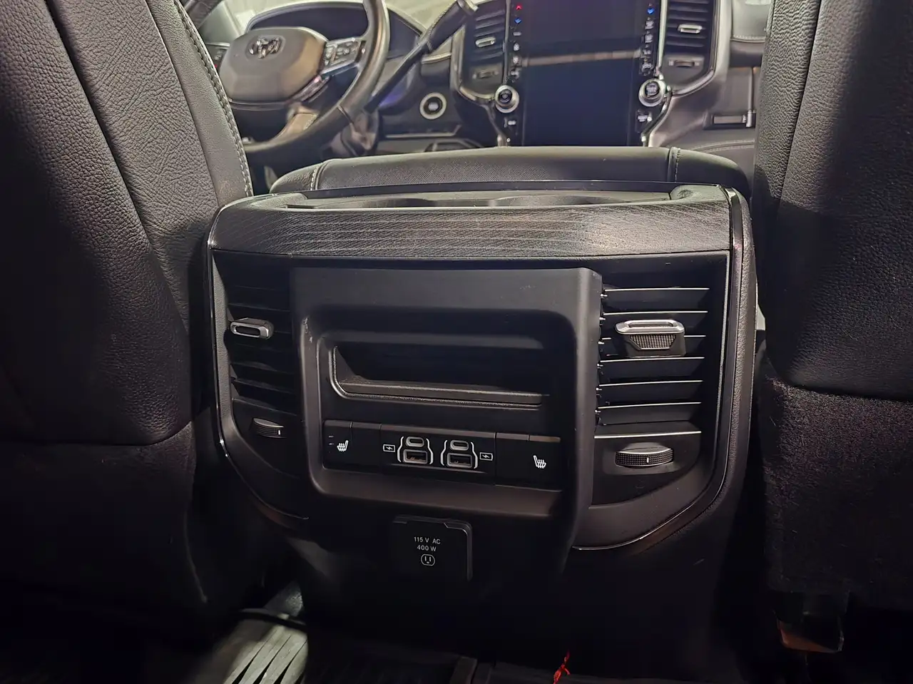 RAM 3500 снимка RAM 3500