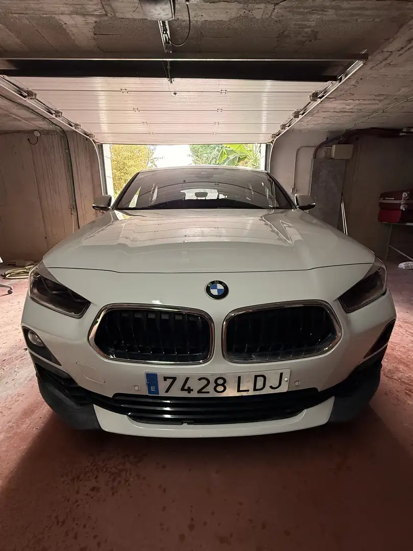 BMW X2 sDrive 18dA M Sport - 1