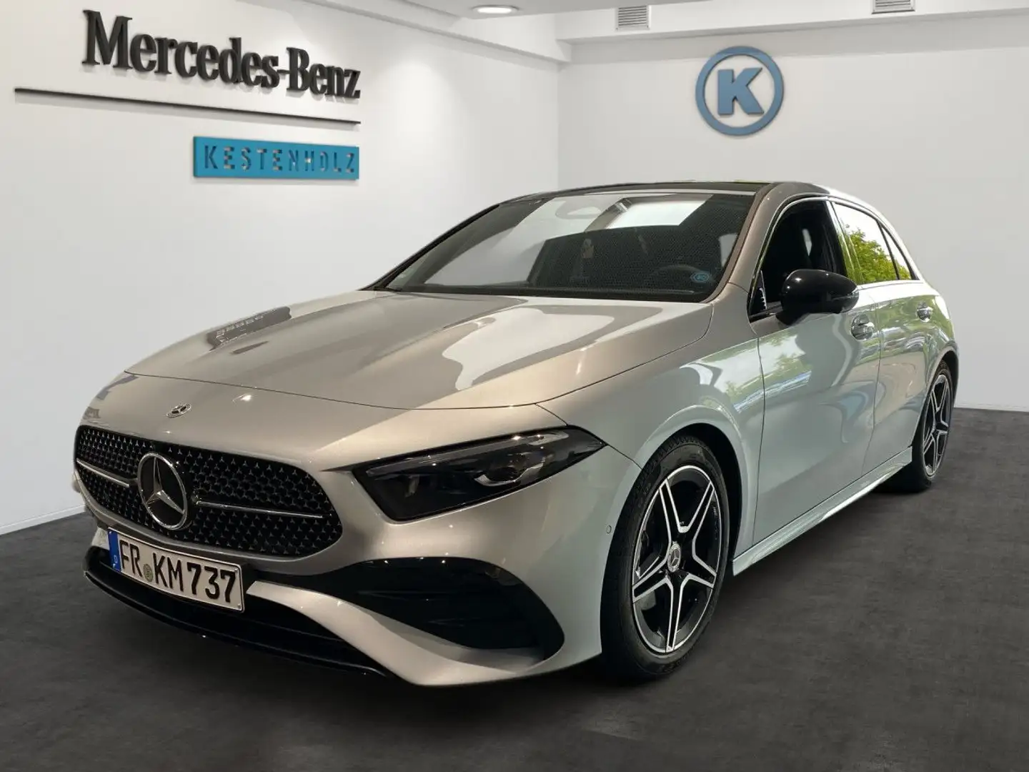 Mercedes-Benz A 200 AMG 360° Pano Multibeam Night Keyl-GO PTS Silber - 2
