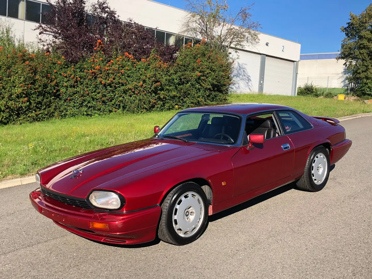 Jaguar XJR XJR-S V12 Червоний - 2