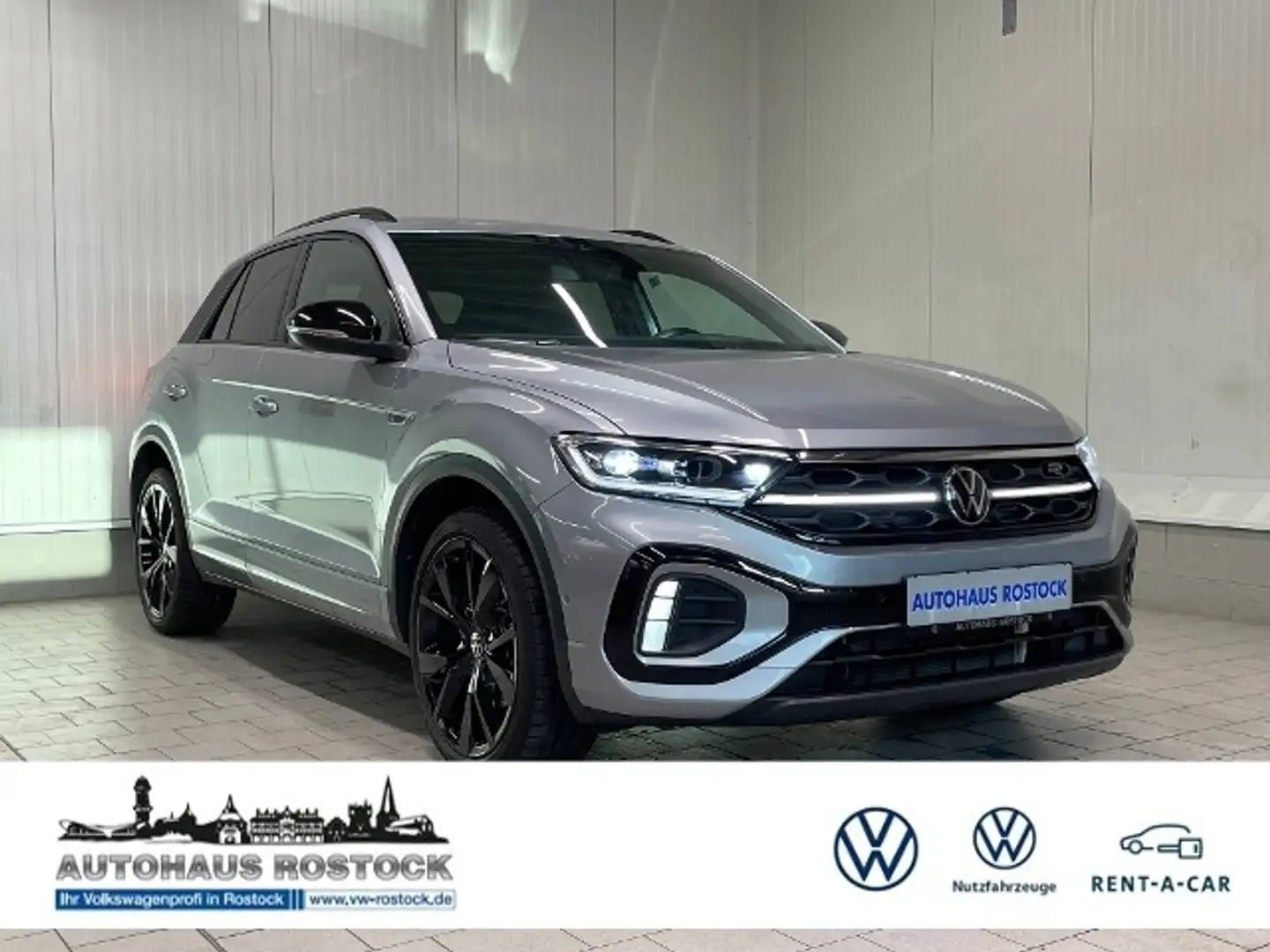 Volkswagen T-Roc R-Line 1.5 TSI DSG LED RFK TRAVEL Stříbrná - 1