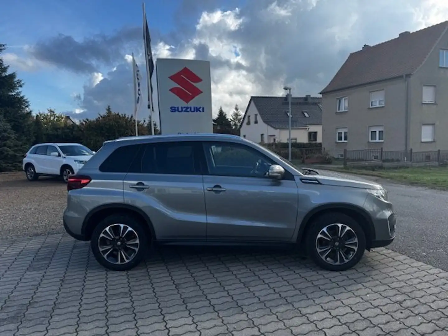 Suzuki Vitara Vitara 1.4 Boosterjet Allgrip Comfort+ Grau - 2