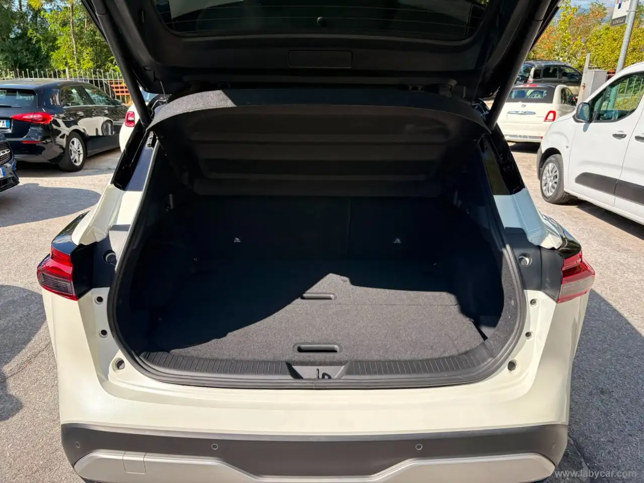 Nissan Qashqai MHEV 158 CV Xtronic Tekna, миниатюра 10