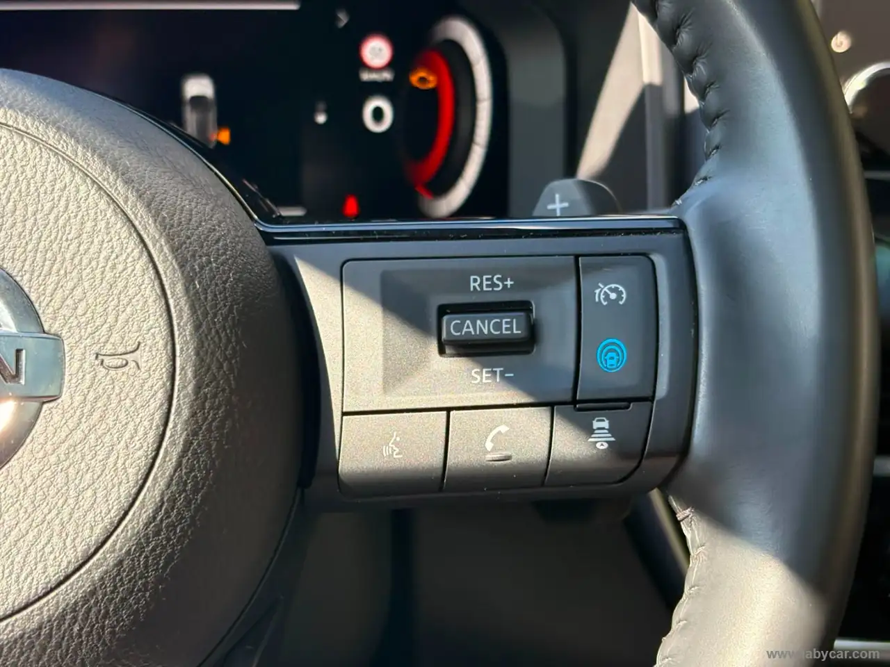 Nissan Qashqai MHEV 158 CV Xtronic Tekna, миниатюра 20