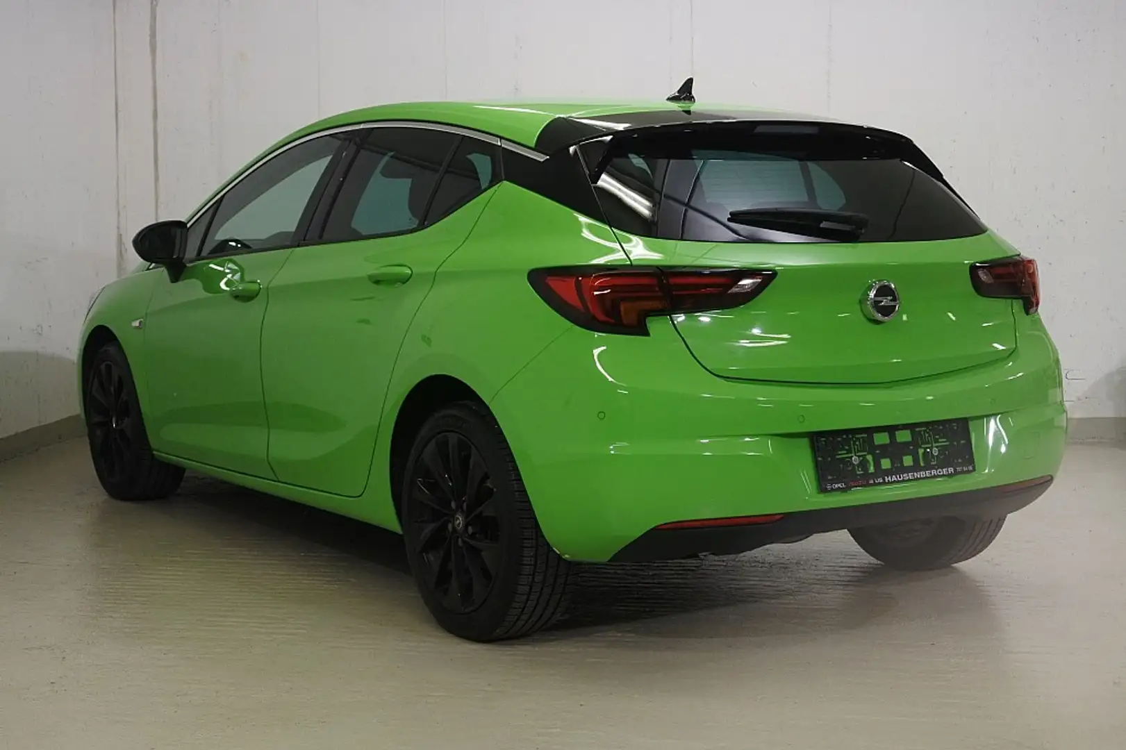 Opel Astra 1,5 CDTI Business Elegance Aut. Weiß - 2