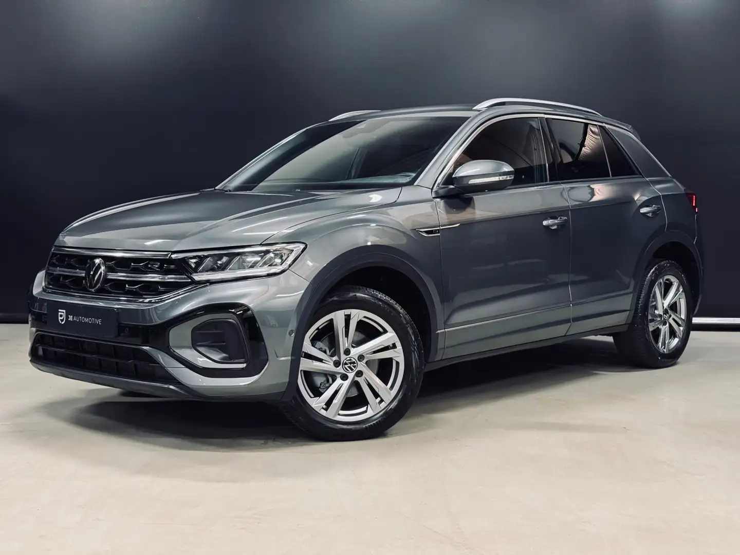 Volkswagen T-Roc 1.5 TSI 2X R-Line 150PK, Virtual Cockpit, Apple Ca Grau - 1