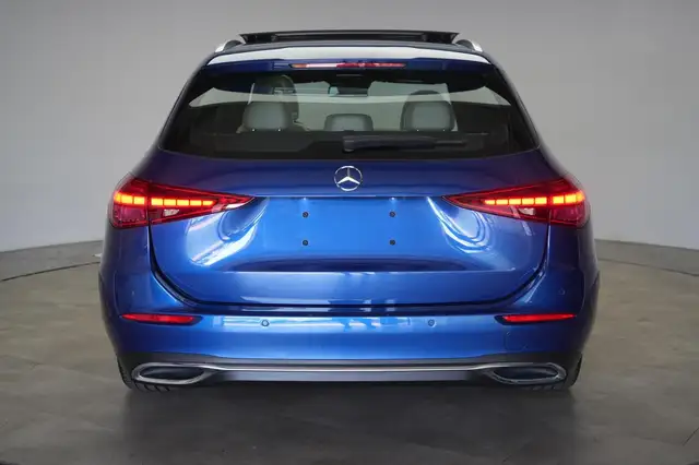 Mercedes-Benz 300 view 6