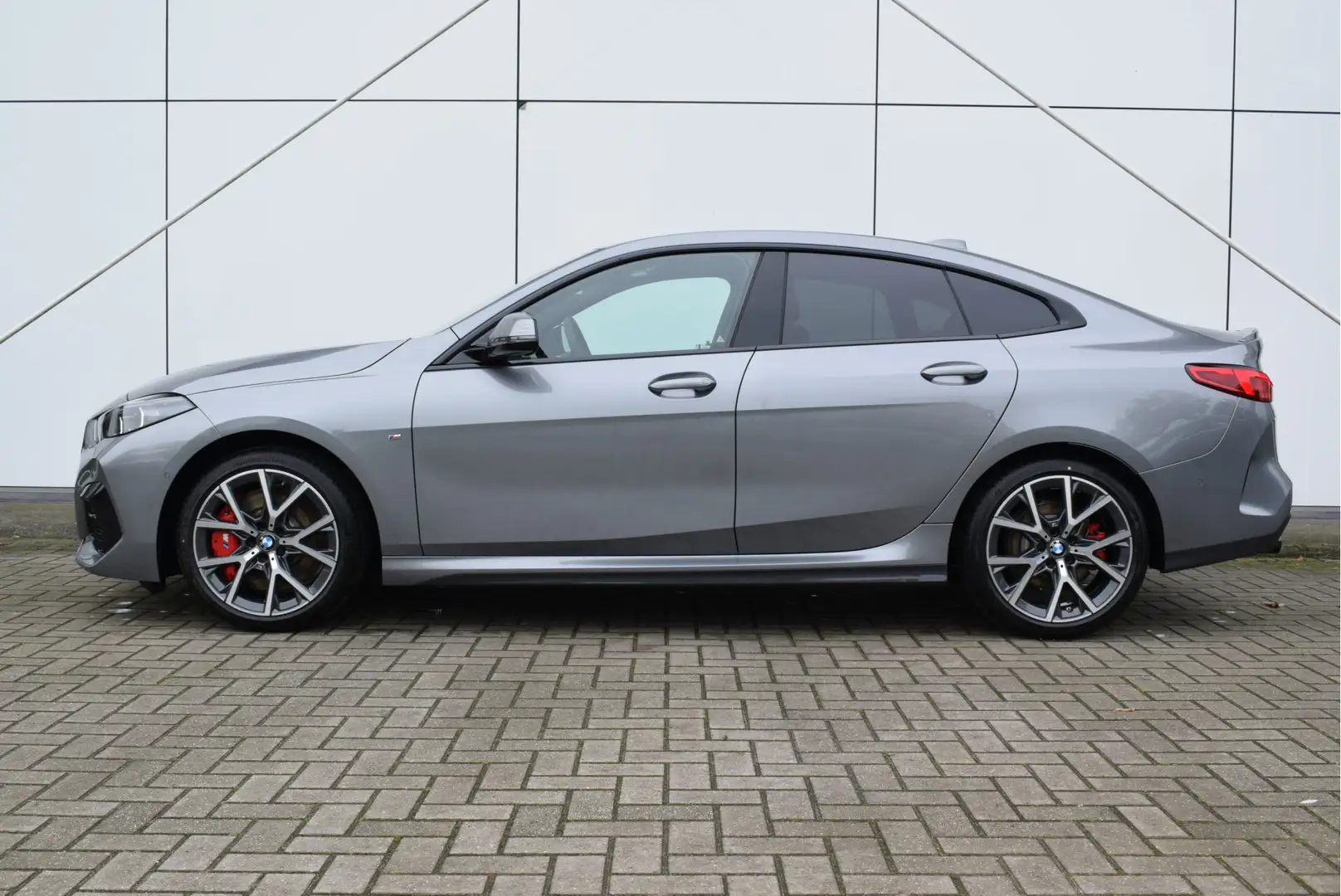 BMW 218 2 Serie Gran Coupé 218i High Executive M Sport Aut Grijs - 2