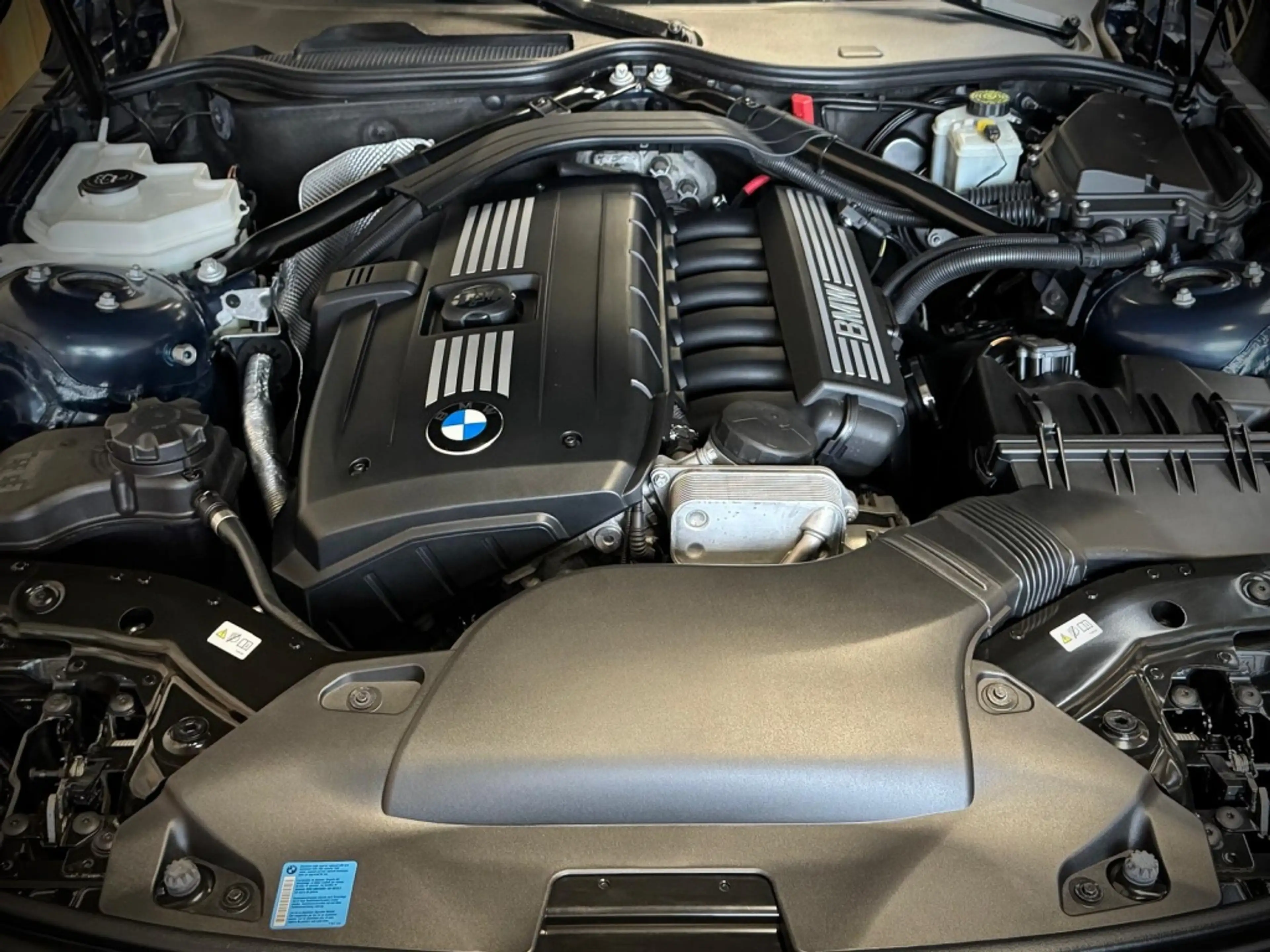 BMW Z4 Roadster (E89) sDrive 23i 204 pk / Tiefsee blau / — photo 23