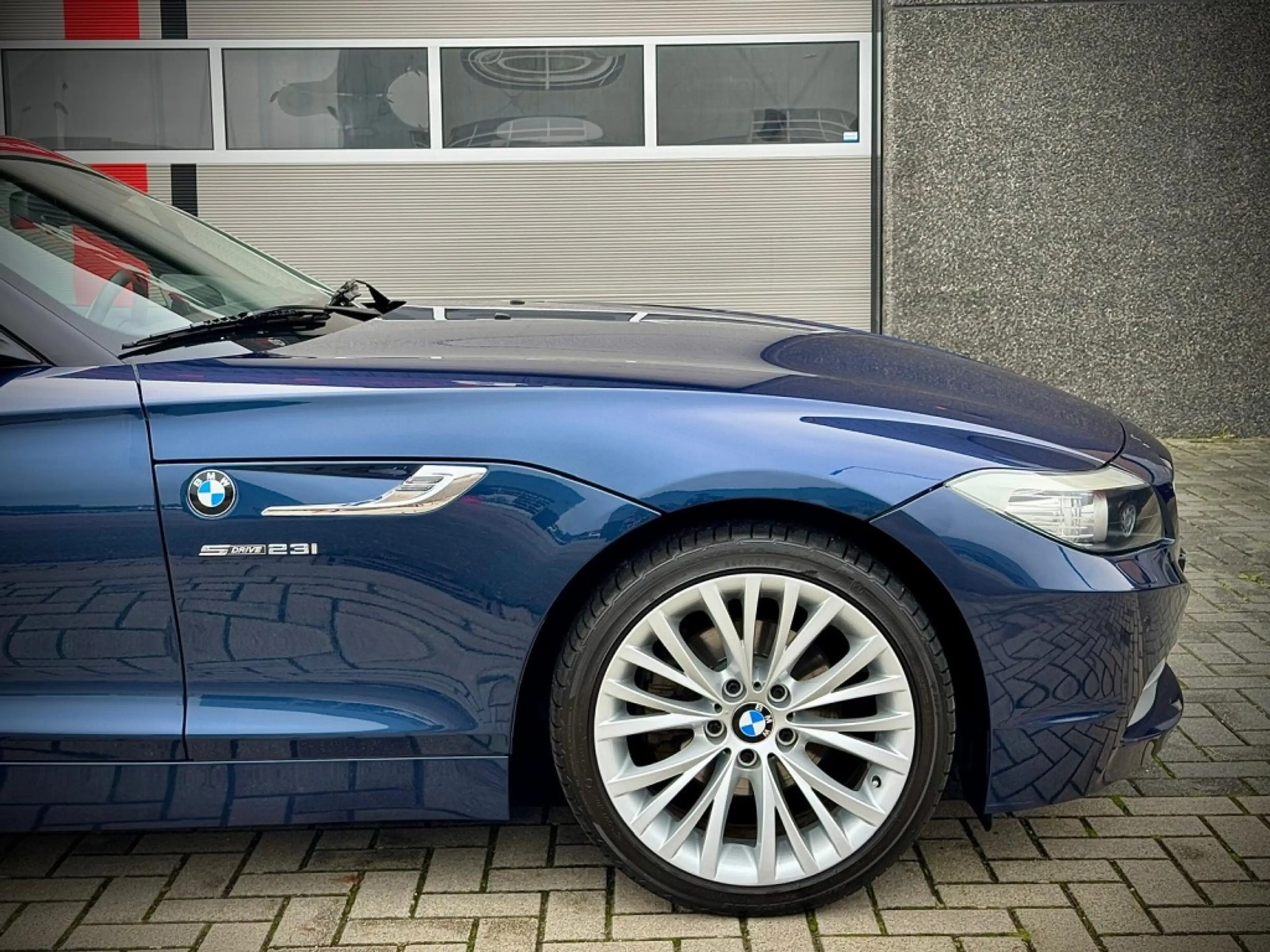 BMW Z4 Roadster (E89) sDrive 23i 204 pk / Tiefsee blau / — photo 6
