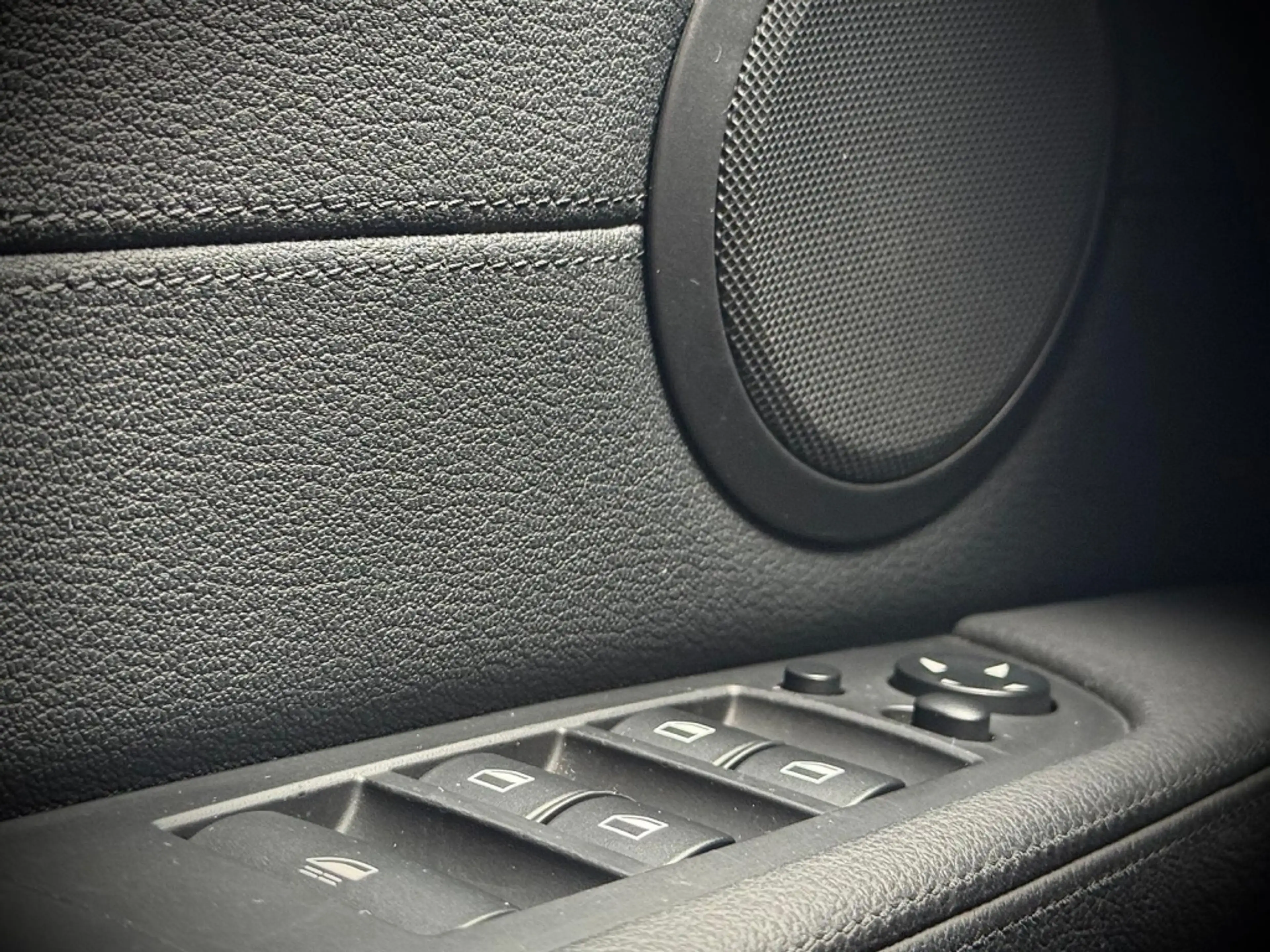 BMW Z4 Roadster (E89) sDrive 23i 204 pk / Tiefsee blau / — photo 36