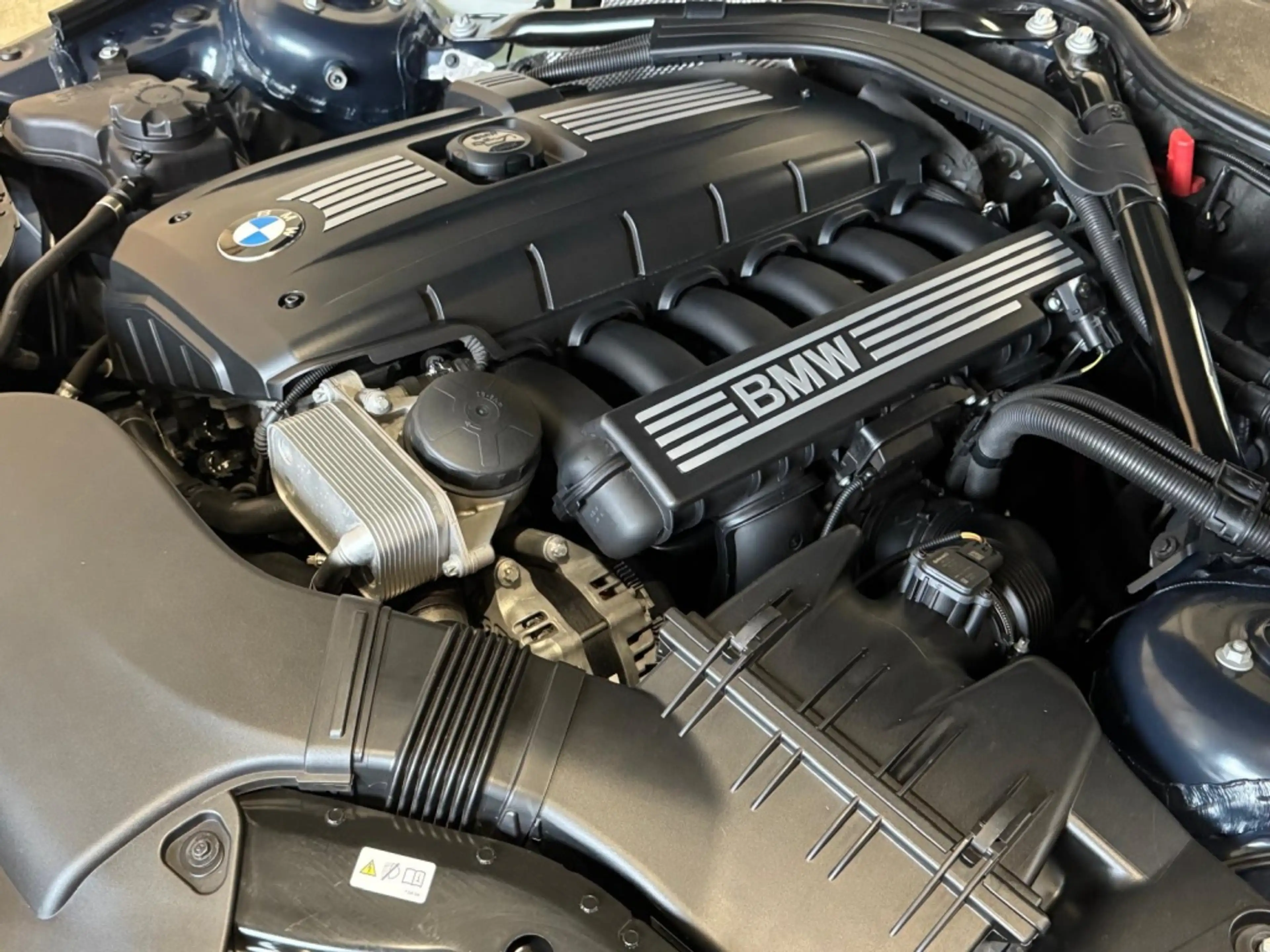 BMW Z4 Roadster (E89) sDrive 23i 204 pk / Tiefsee blau / — photo 22