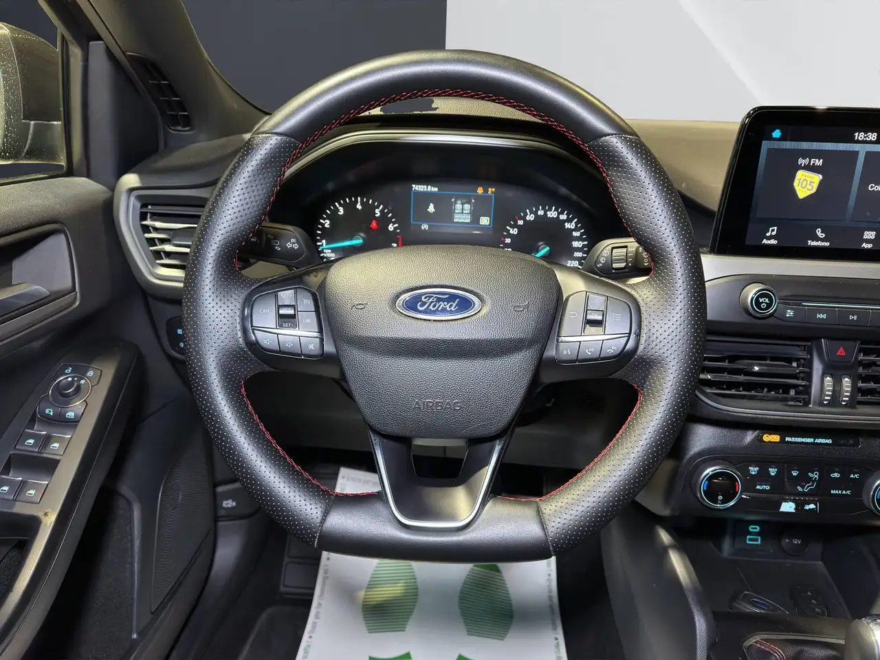 Ford Focus 1.0t ecoboost h ST-Line 125cv, миниатюра 9