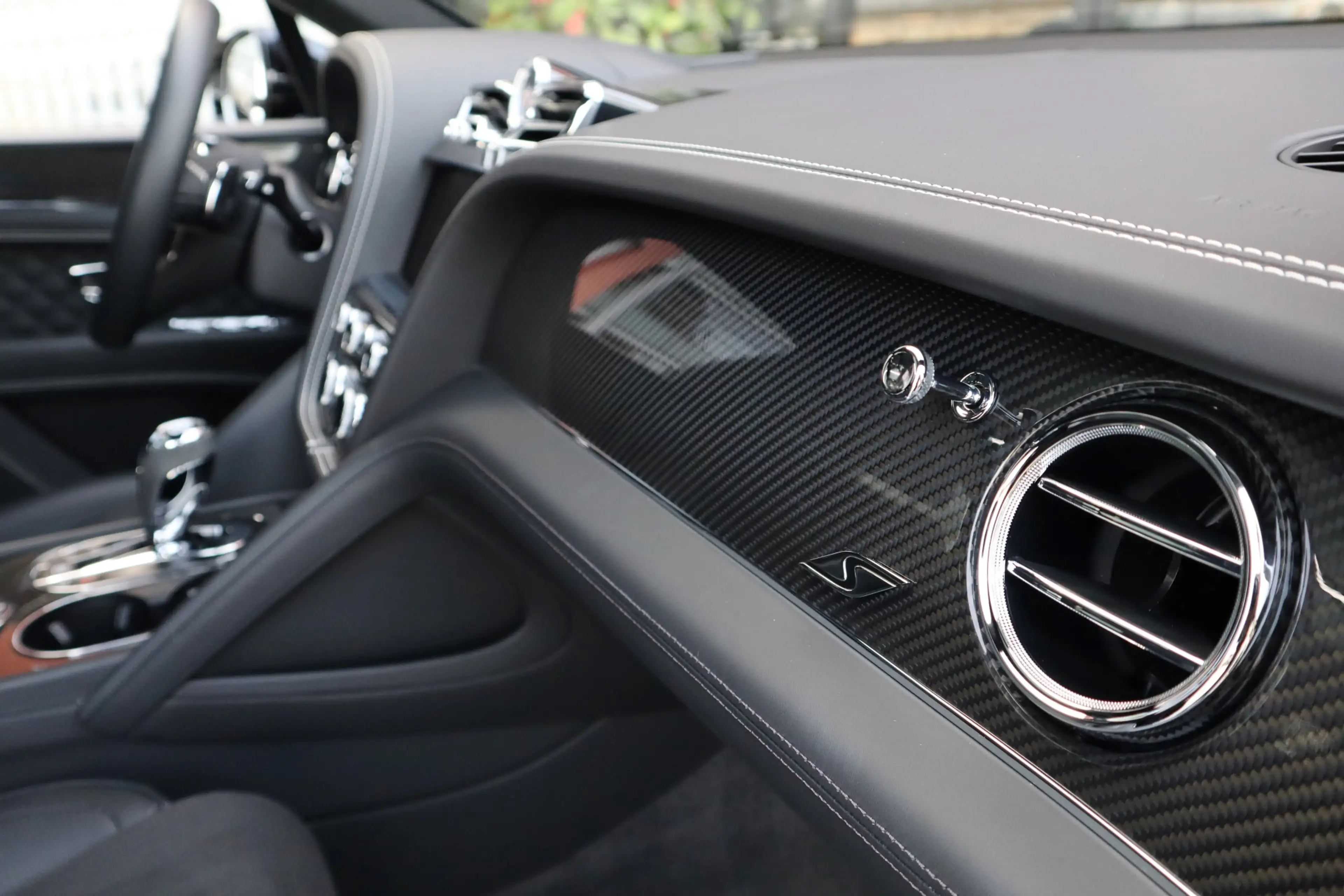 Bentley Bentayga S 4.0 V8 | Mulliner, Naim Audio, Carbon interieur, — photo 14