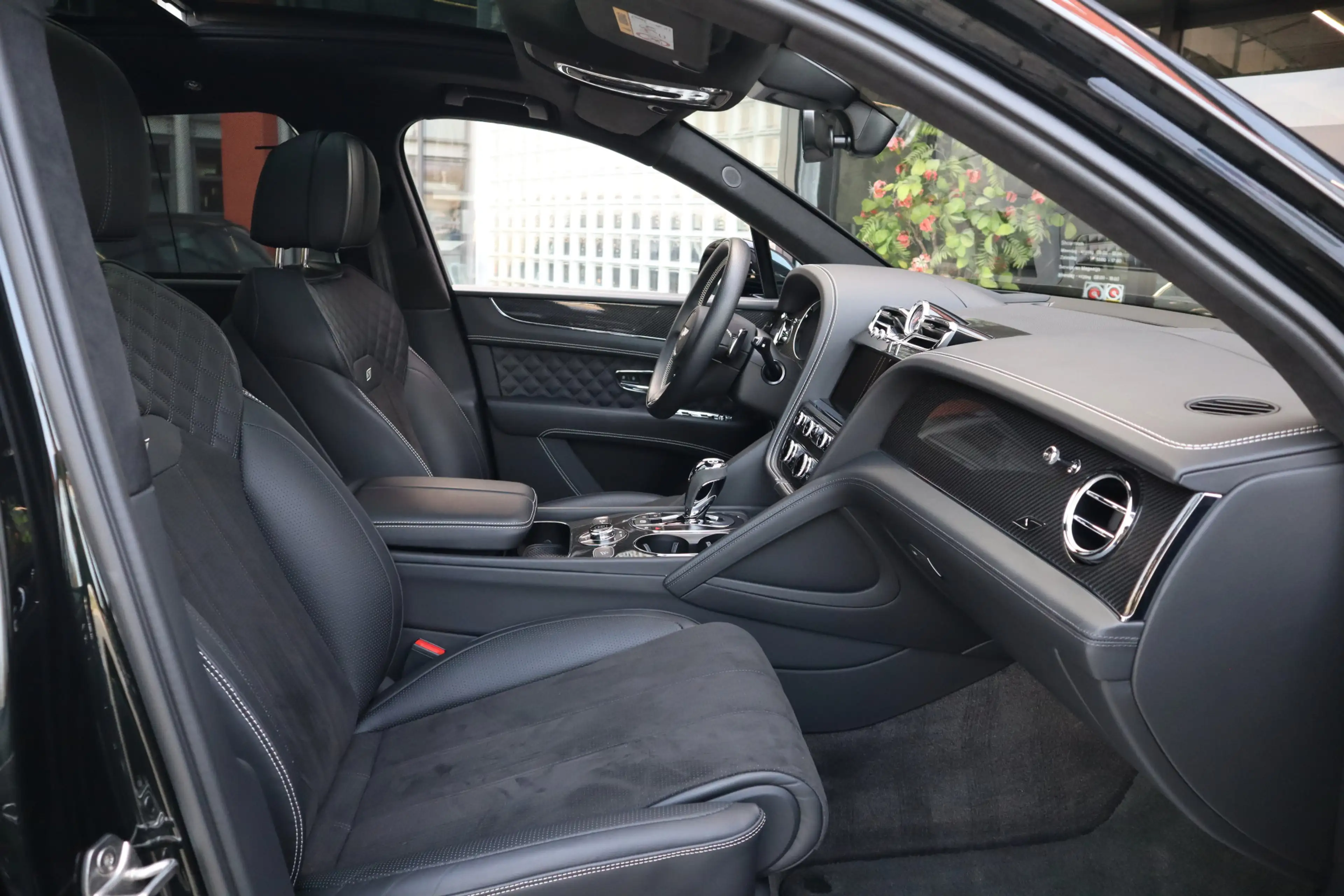 Bentley Bentayga S 4.0 V8 | Mulliner, Naim Audio, Carbon interieur, — photo 12