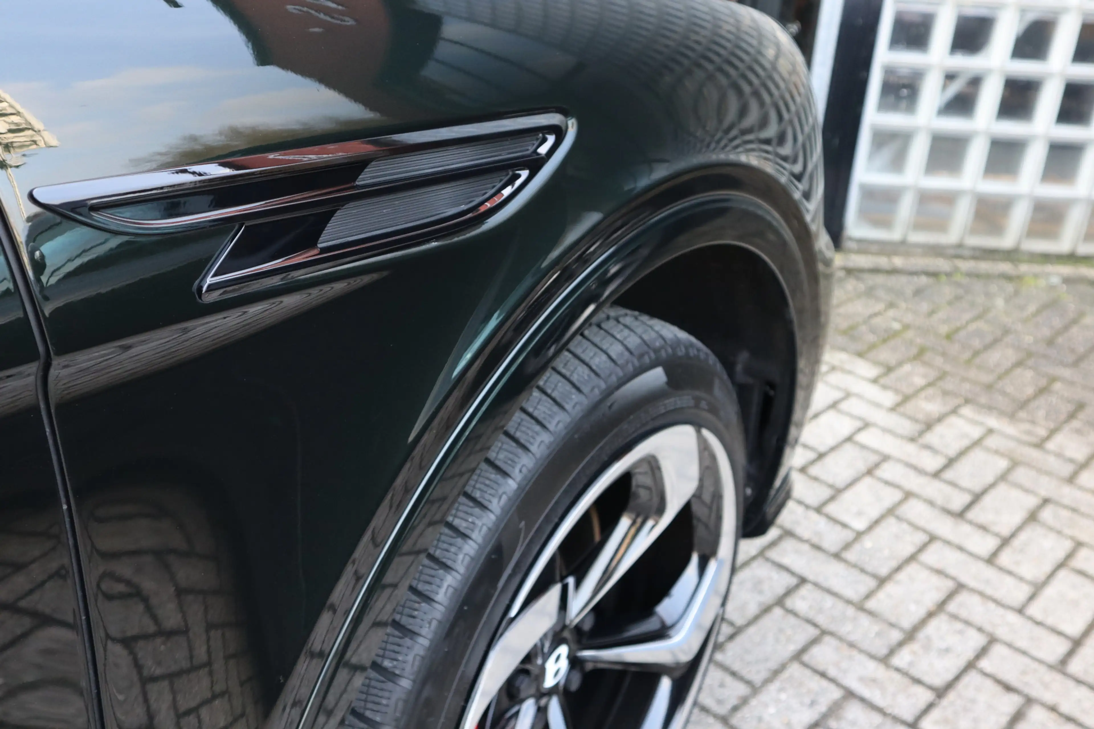 Bentley Bentayga S 4.0 V8 | Mulliner, Naim Audio, Carbon interieur, — photo 9