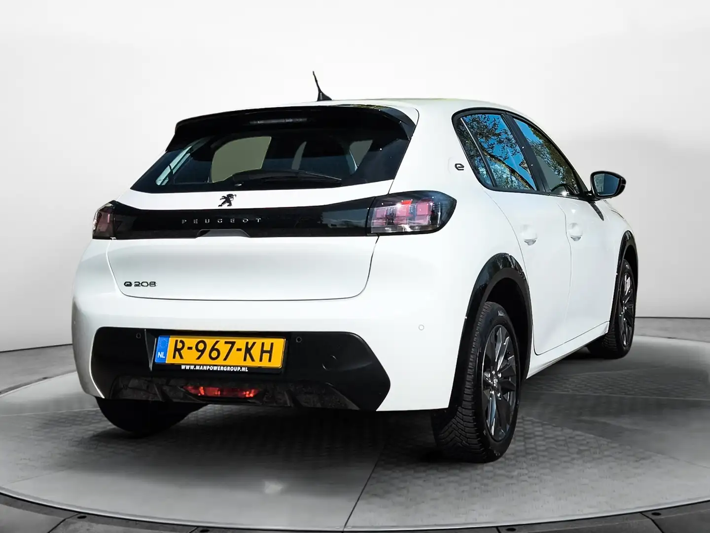 Peugeot e-208 EV Active Pack 50 kWh (136 PK) 1e-Eig. & Keurig-On Blanco - 2
