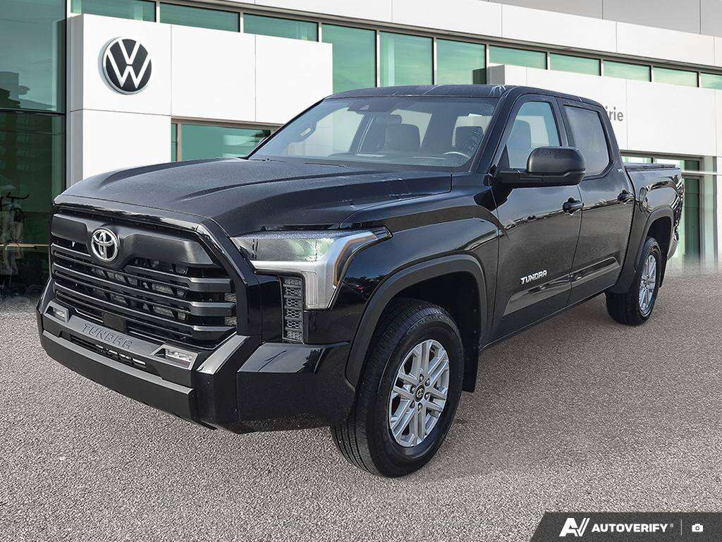 2025 Toyota Tundra SR | 4WD | CLEAN CARFAX | HEATED STEERING WHEEL |