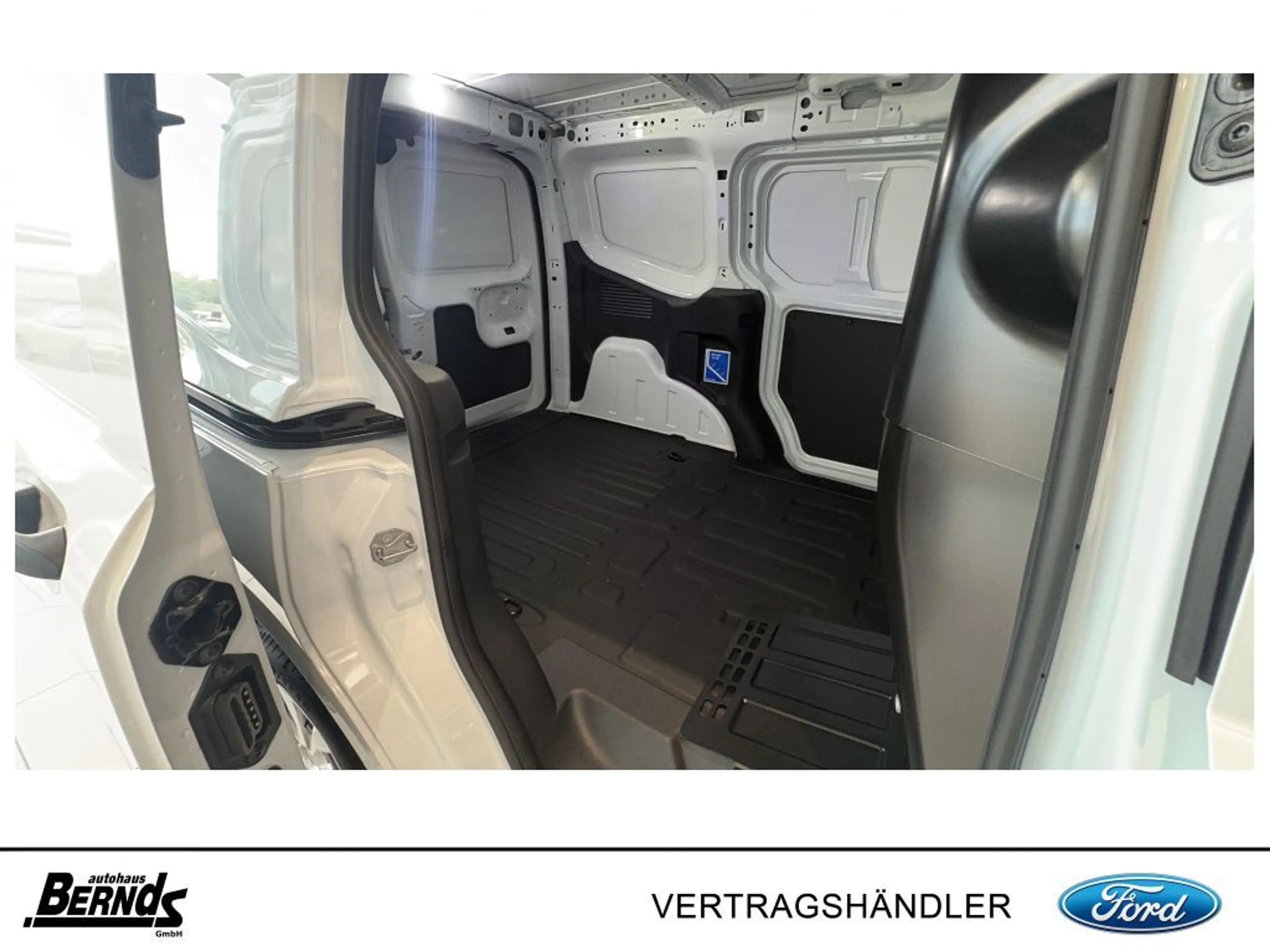 Ford Transit Courier 1,0 l EcoBoost Trend GJR LED APPLECARPLAY/ANDROIDA — photo 8