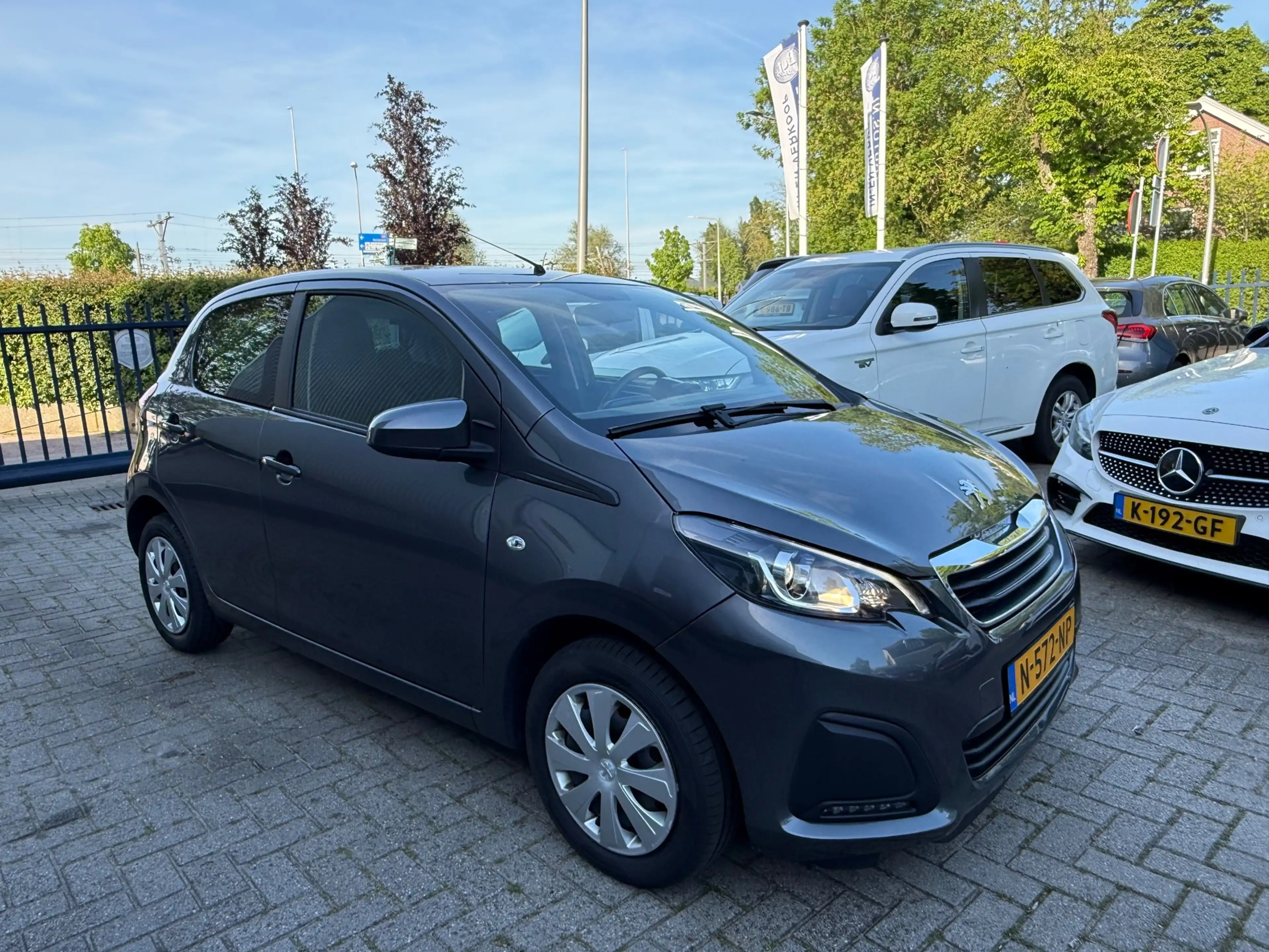 Peugeot 108 1.0 e-VTi Active / 1E EIGENAAR / AIRCO / NL-AUTO / — photo 8