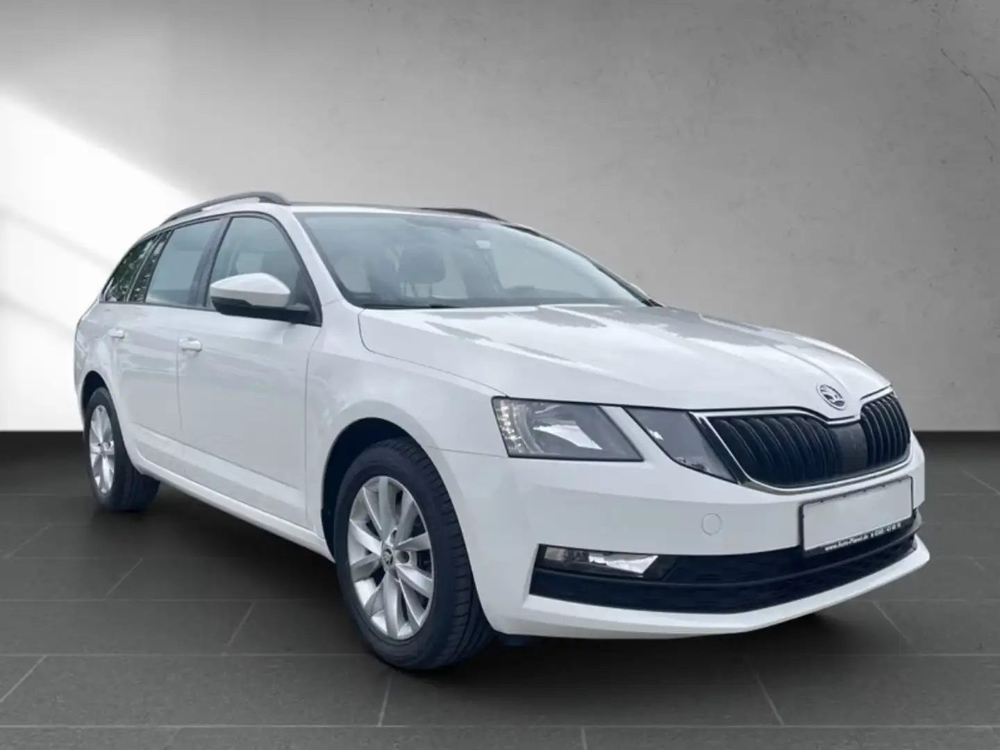 Skoda Octavia 1.0 TSI Wagon Ambition Bianco - 2