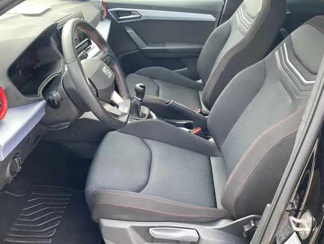 Seat Arona view 9
