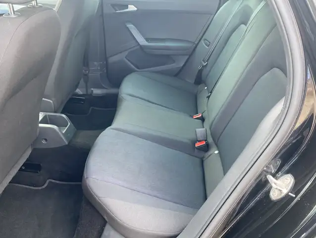 Seat Arona view 10