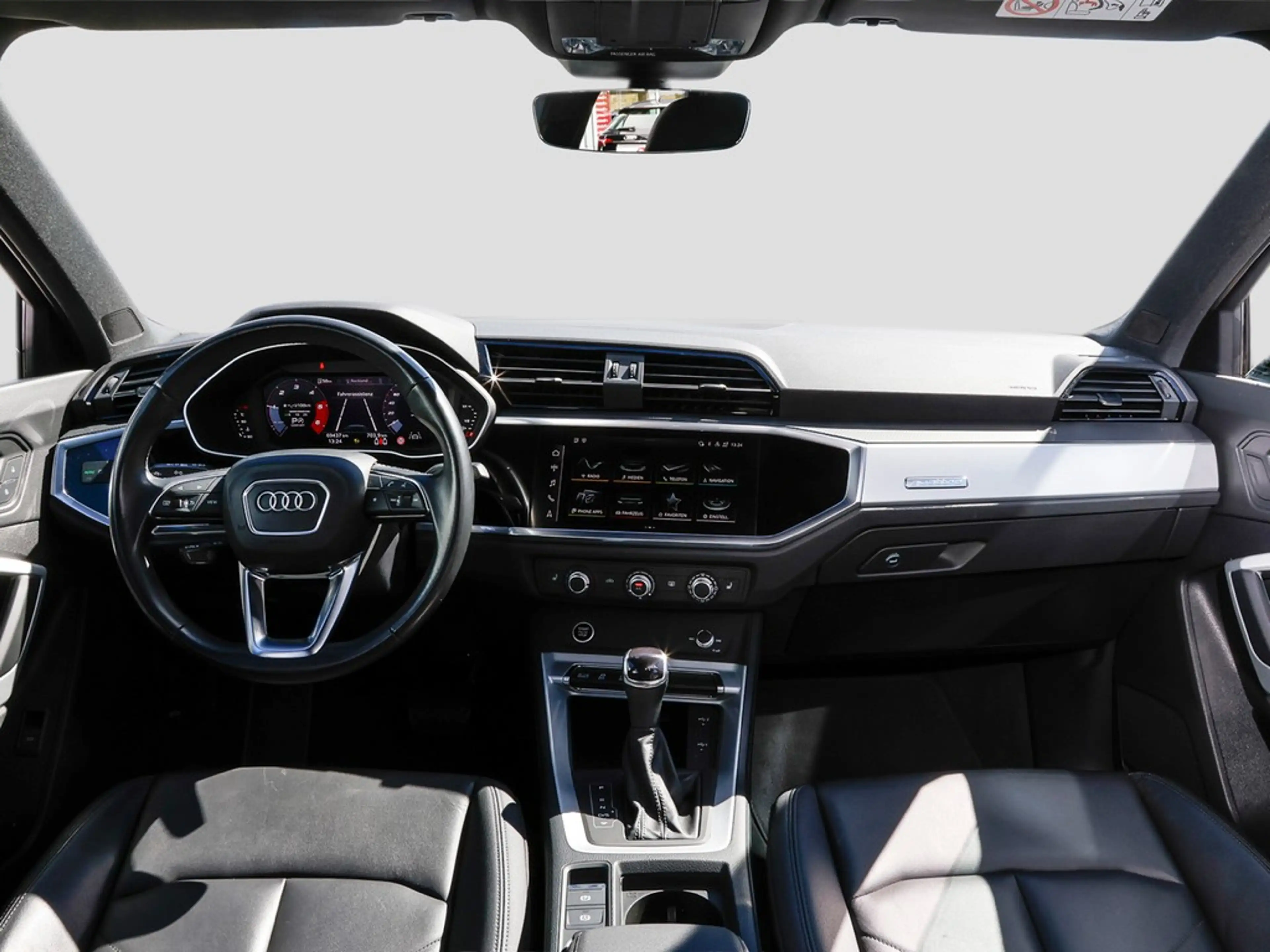 Audi Q3 40 TDI quattro S line Navi GRA Leder PDC+ — photo 9