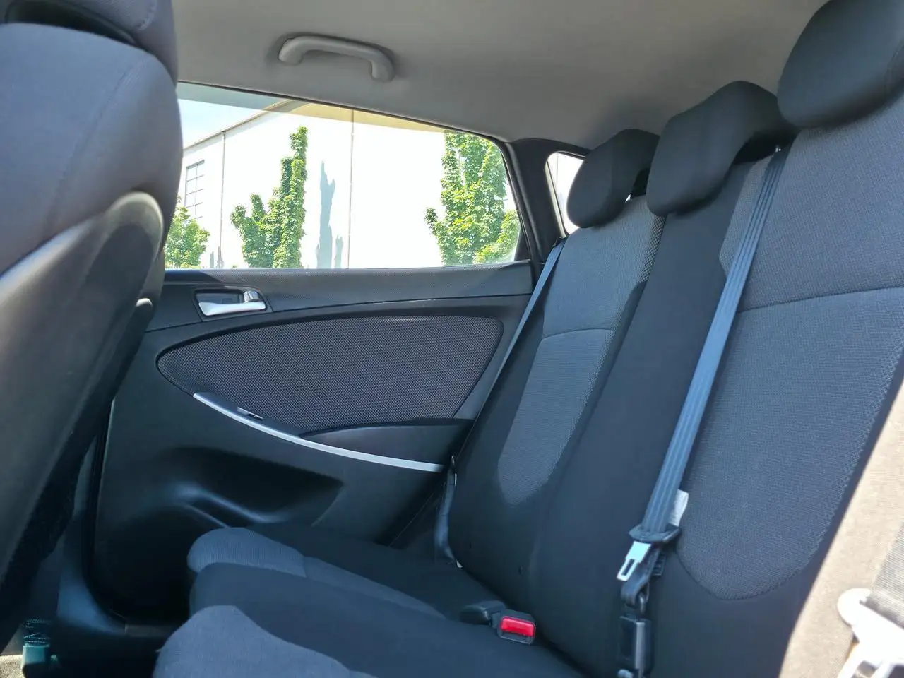 Hyundai ACCENT снимка Hyundai ACCENT