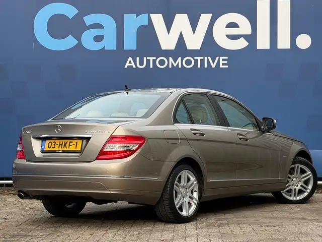 Mercedes-Benz C-Class view 6