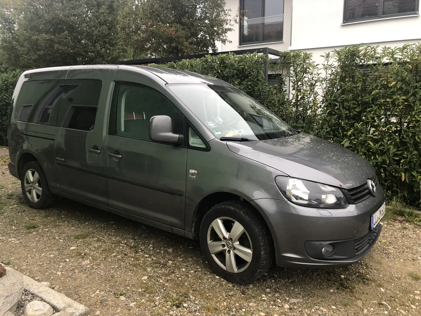 Volkswagen Caddy Maxi Soccer Trendline Grau - 1