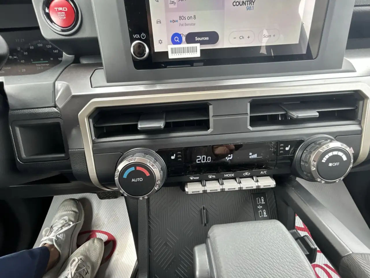 Toyota Tacoma снимка Toyota Tacoma