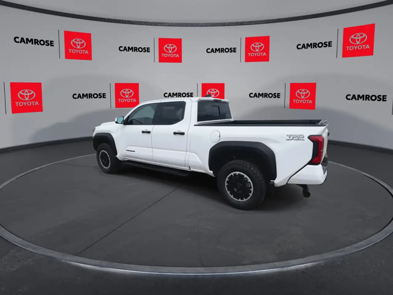 Toyota Tacoma снимка Toyota Tacoma