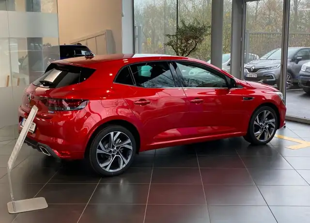 Renault Megane E-Tech R.S. Line E-TECH plug-in Hybrid