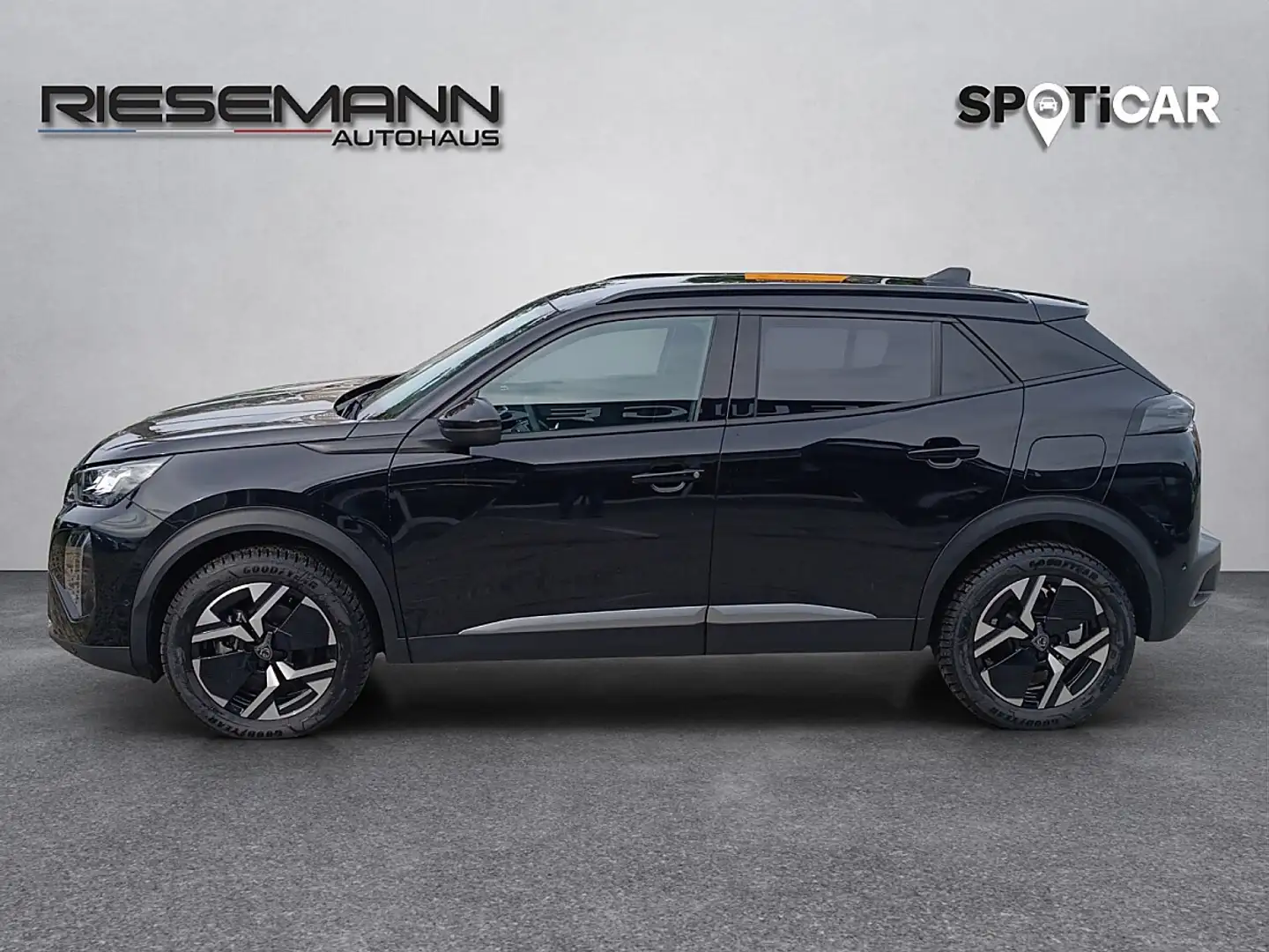 Peugeot 2008 Hybrid 145 e-DCS6 Allure Schwarz - 2